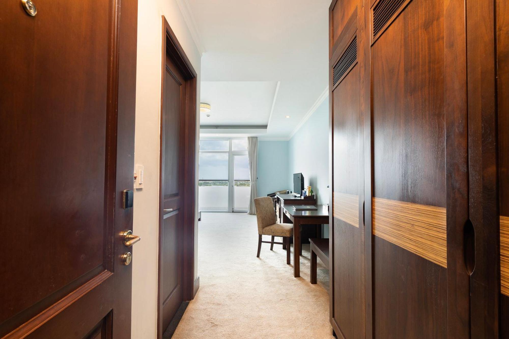 Harbour - Old Golf Hotel Phu My