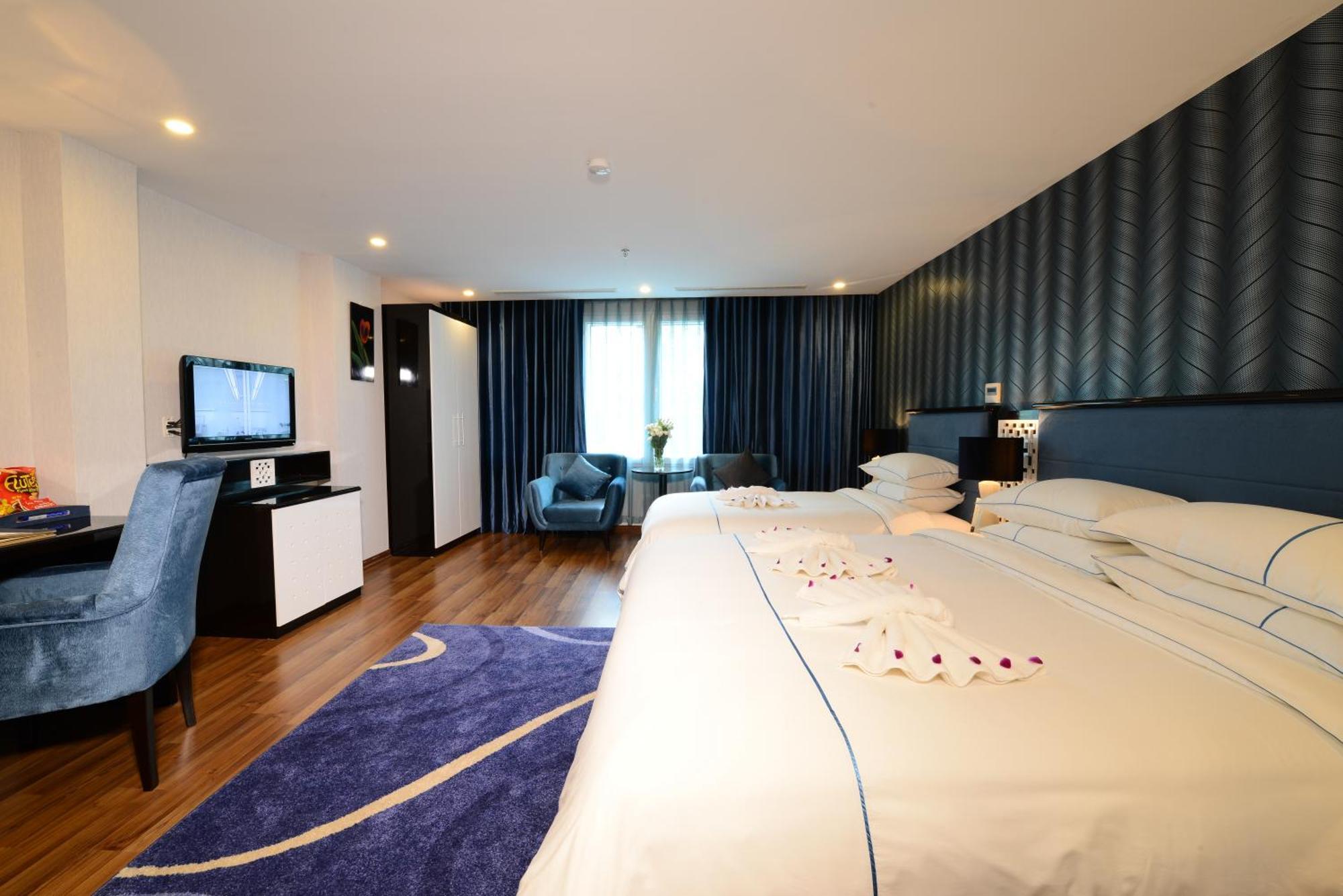 Emerald Waters & Hotel 4*