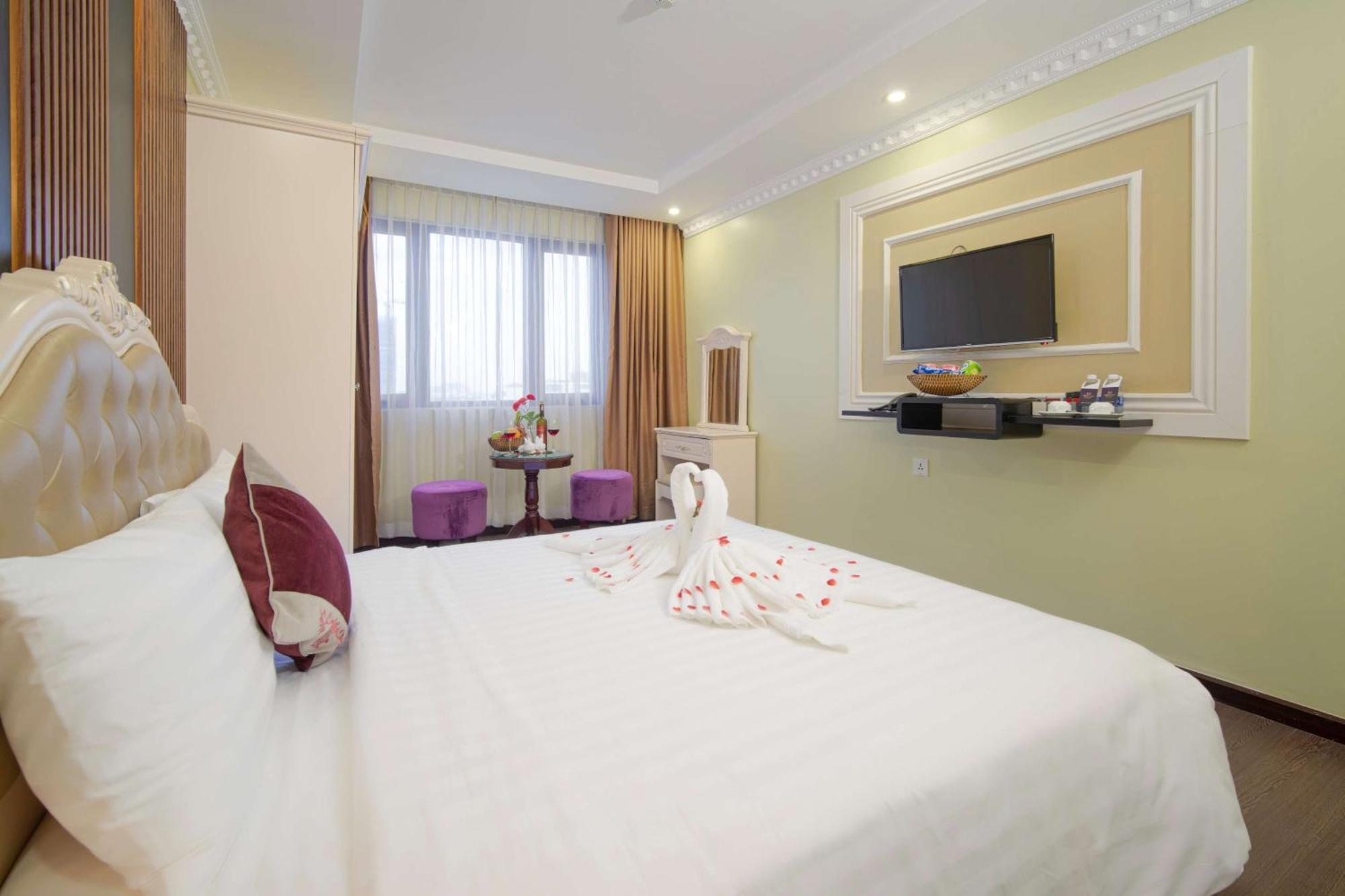 Le Indochina & Hotel