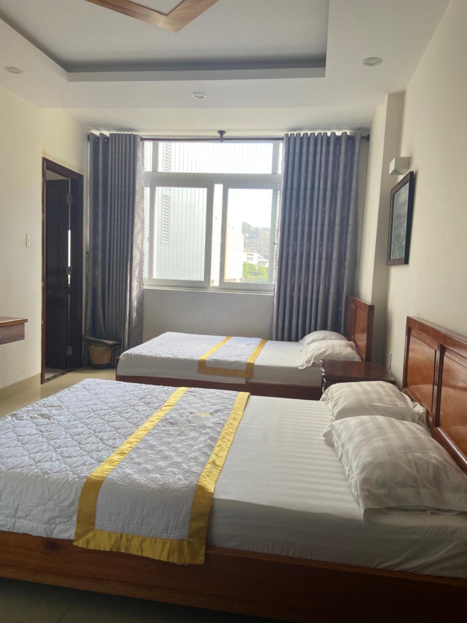 Hang Nga Luxury Hotel