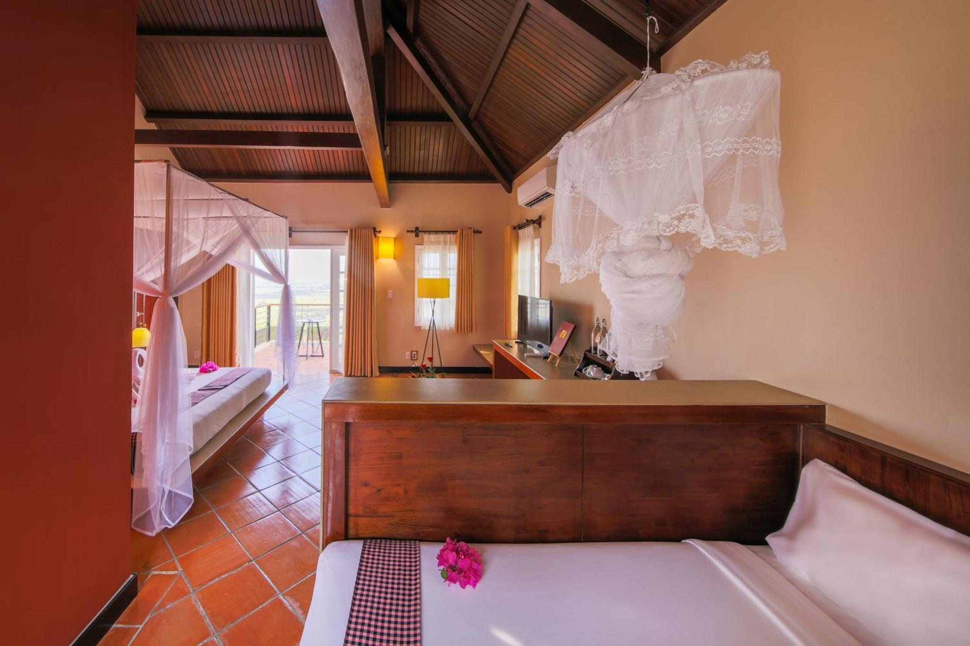 Resort Victoria Nui Sam 3*