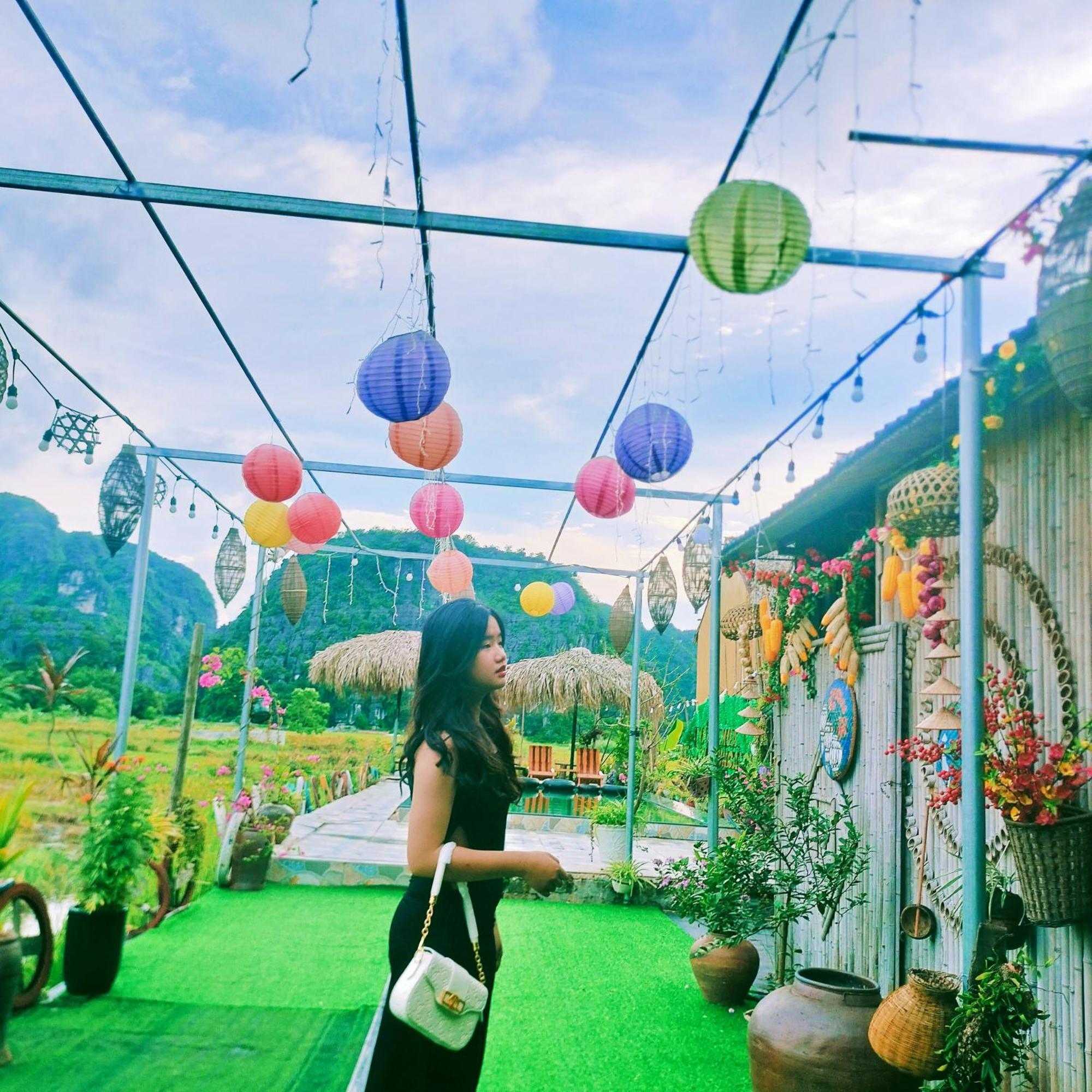 Hang Mua Hotel 2*
