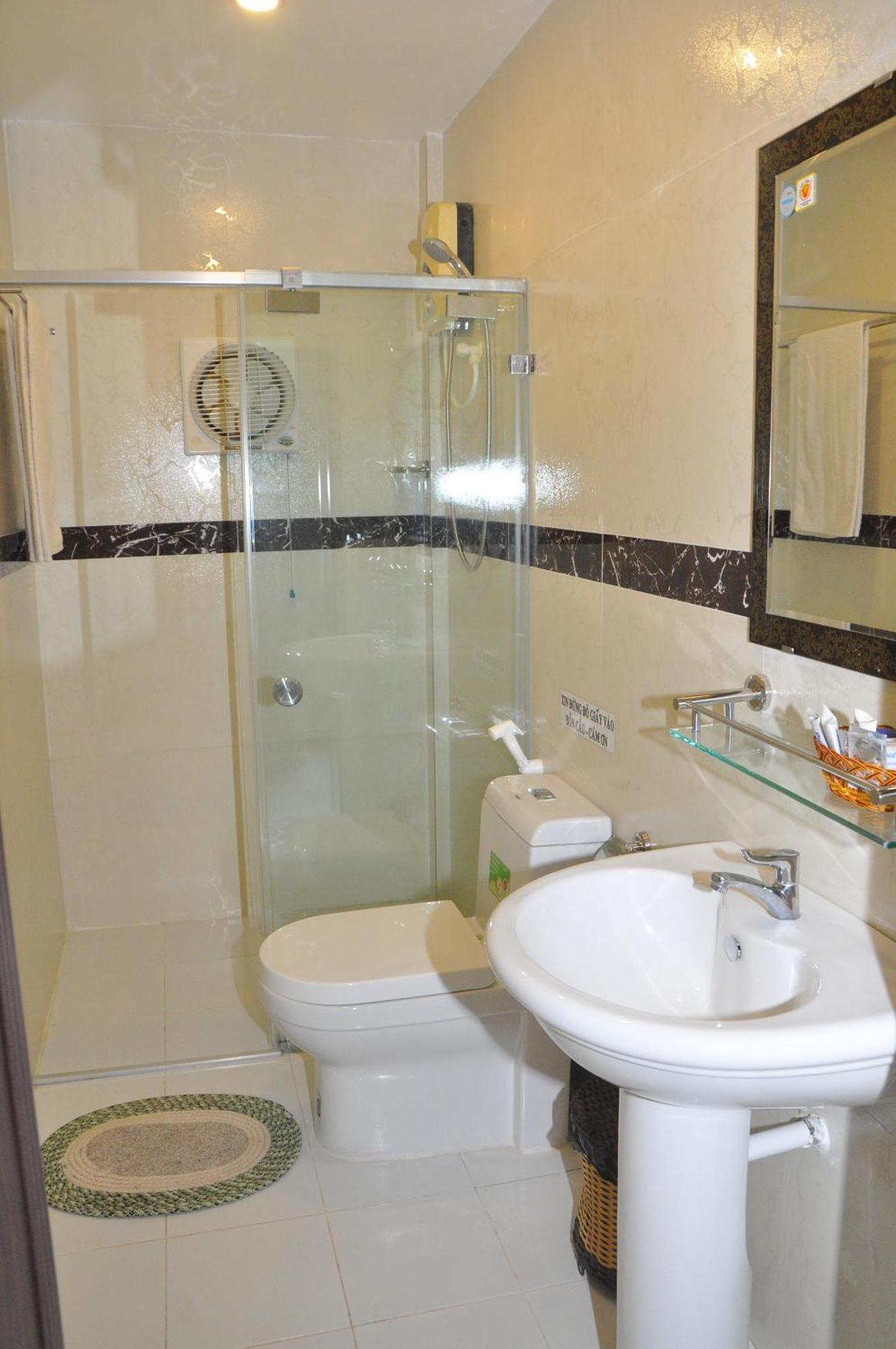 Hotel Phu Qui 2*