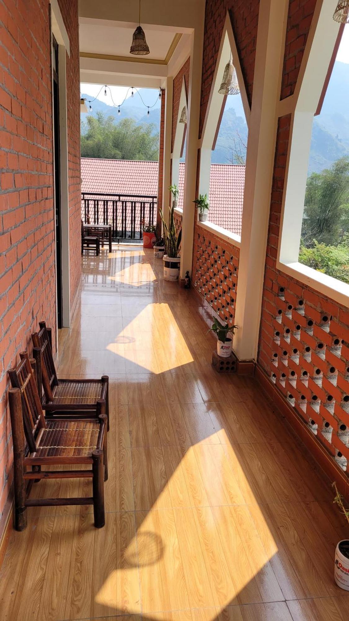 Homestay Du Gia View Lang Cac