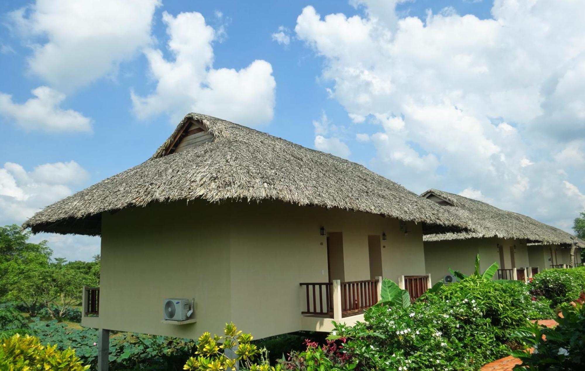 Mekong Riverside Boutique & 4*