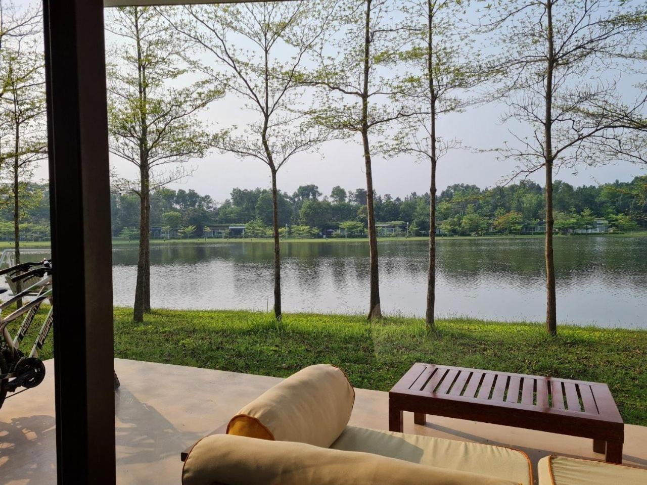 Flamigo Dai Lai - View Ho Villa Ngoc Quang