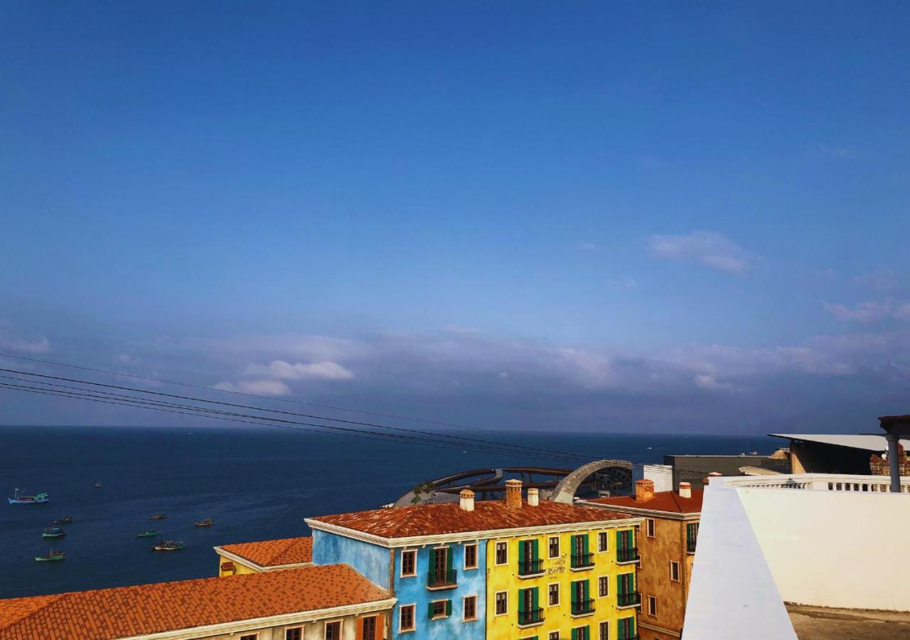 Moonlight Hotel 3*