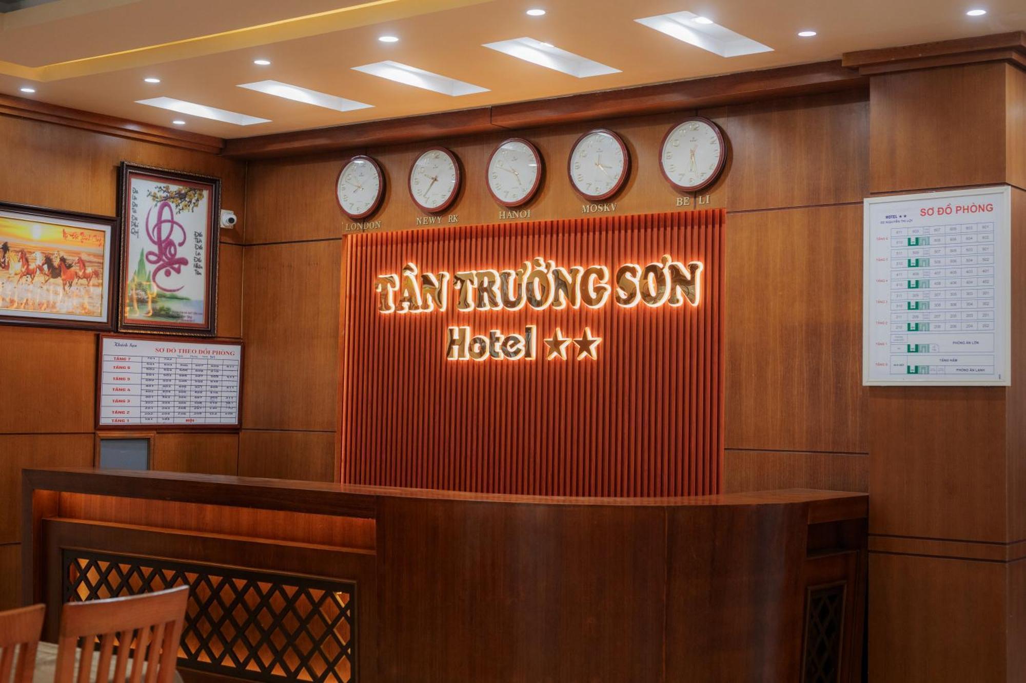 Khach San Tan Truong Son Hotel 2*
