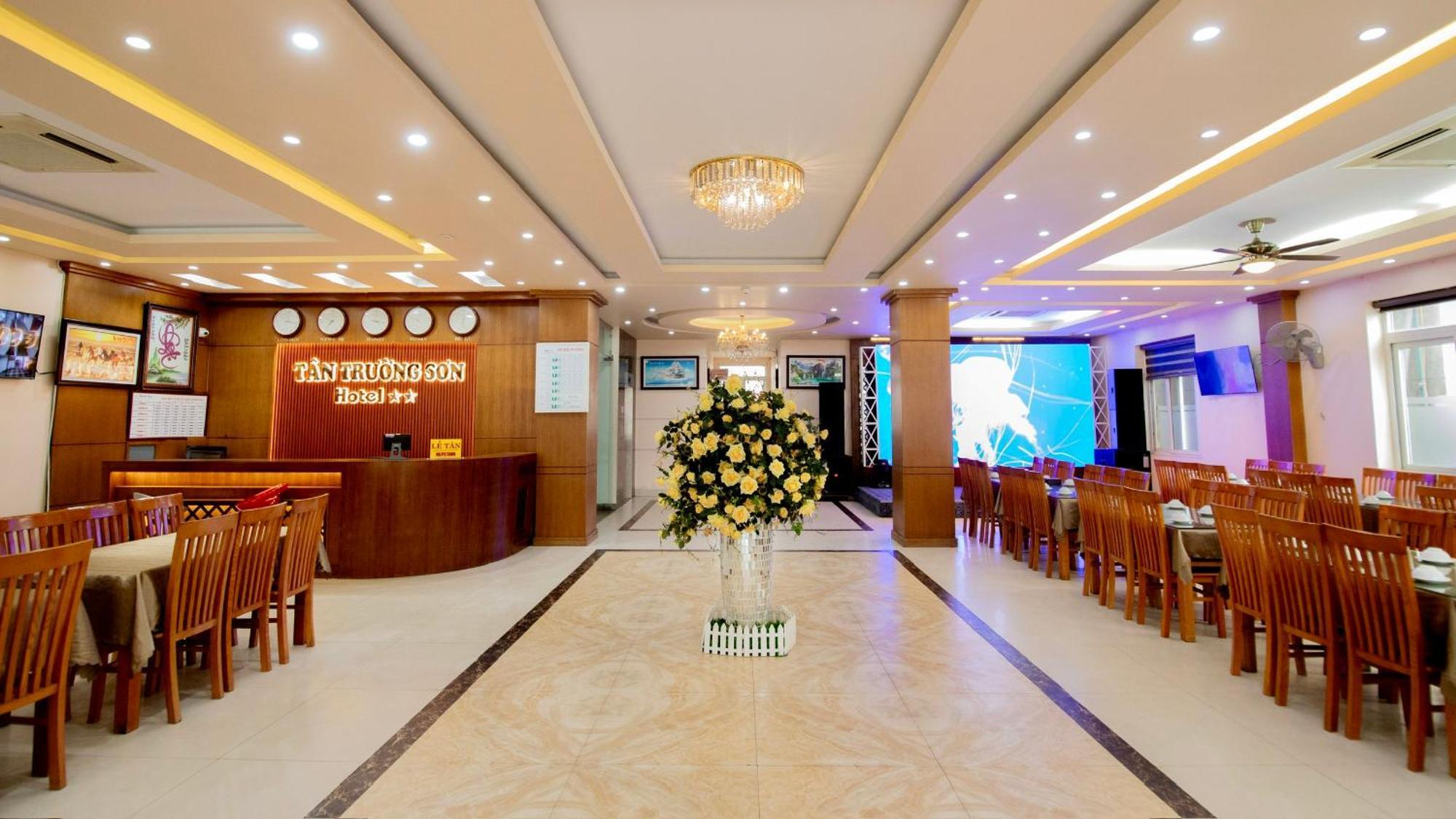 Khach San Tan Truong Son Hotel 2*