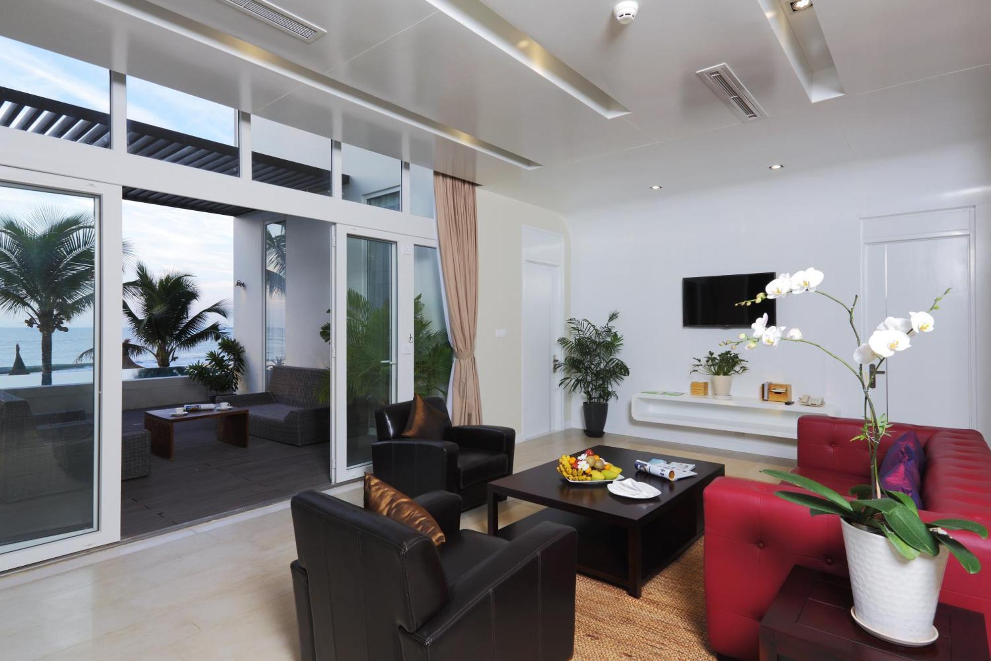 Resort The Cliff & Residences 4*