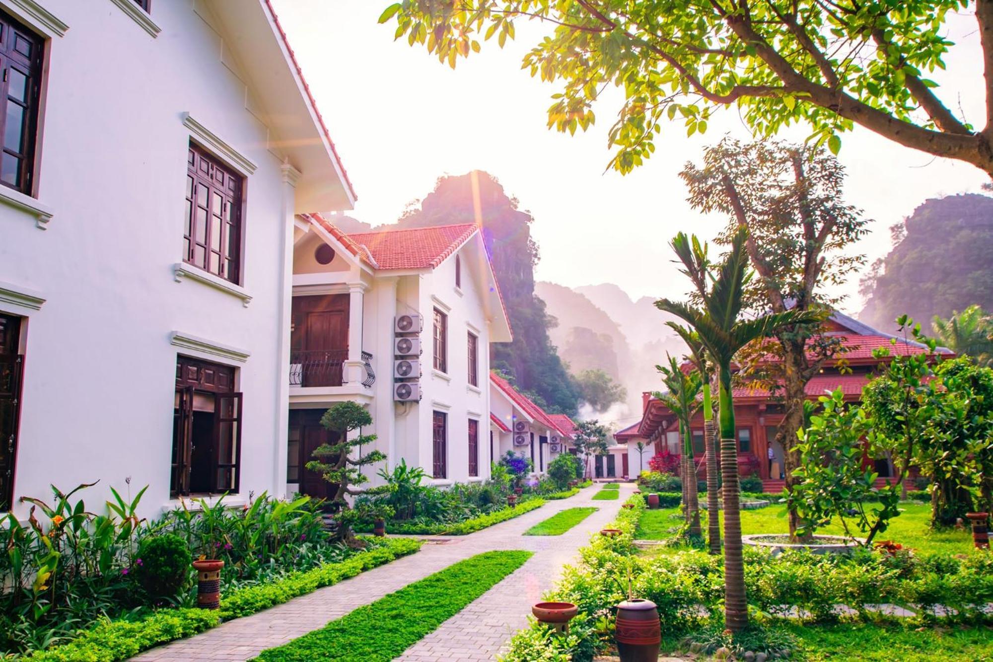 Resort Tam Coc La Montagne &