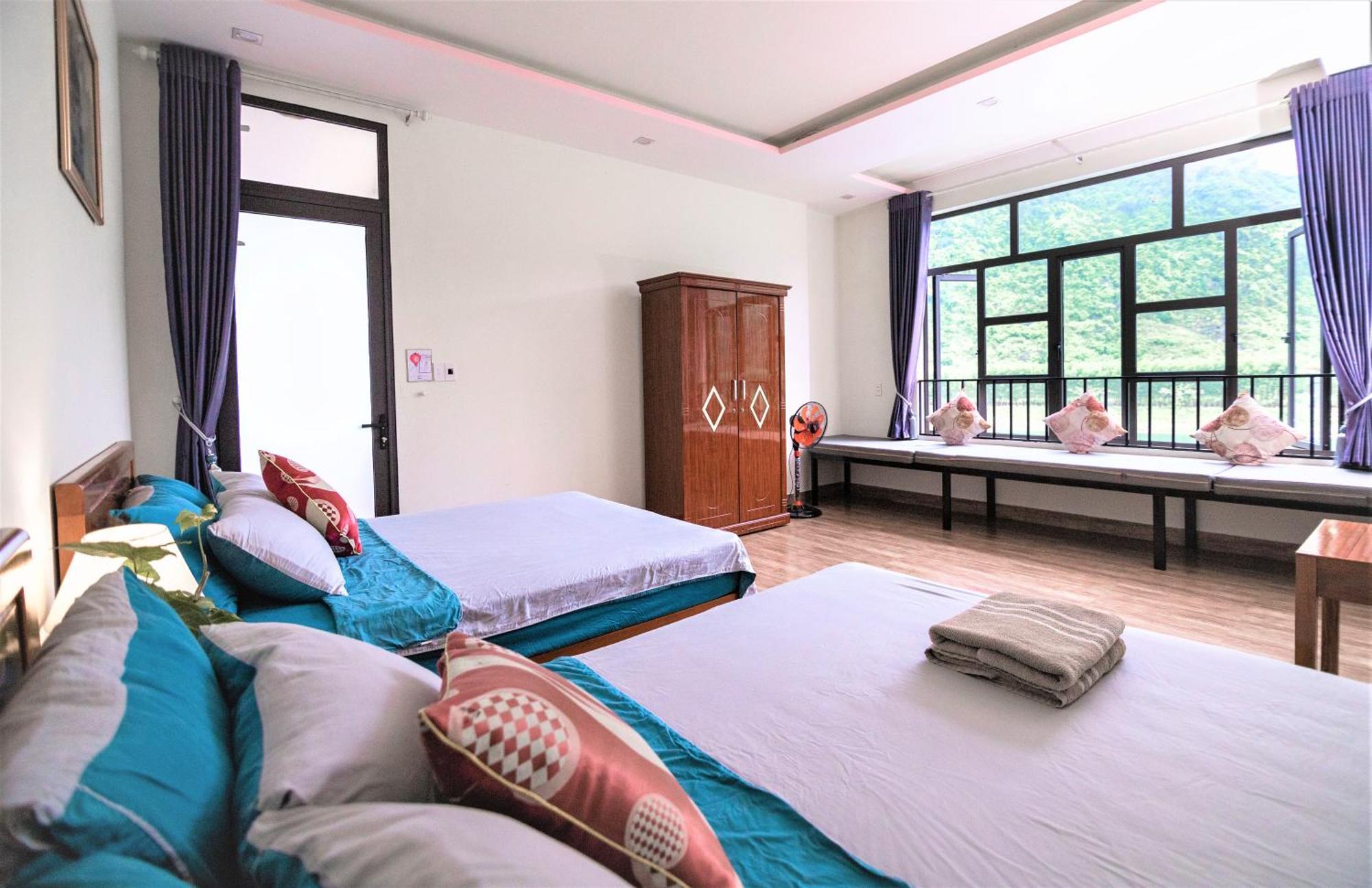Homestay Funny Monkeys Phong Nha