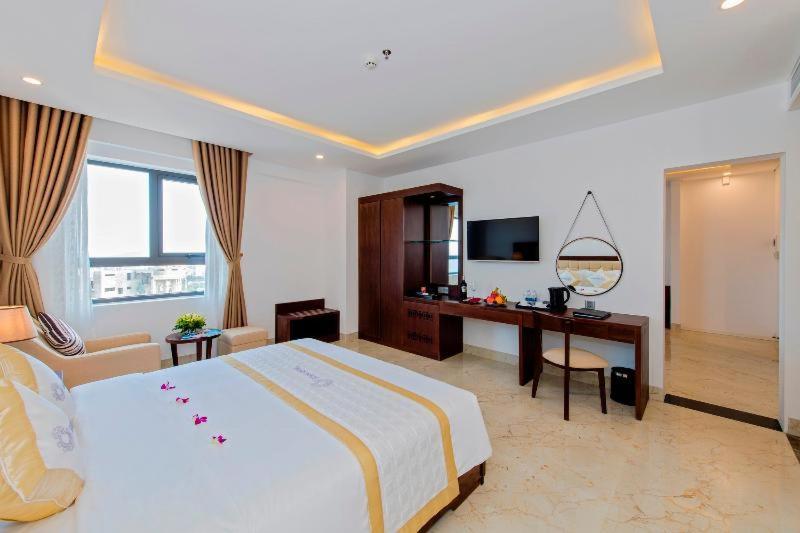 Eden Ocean View 4*