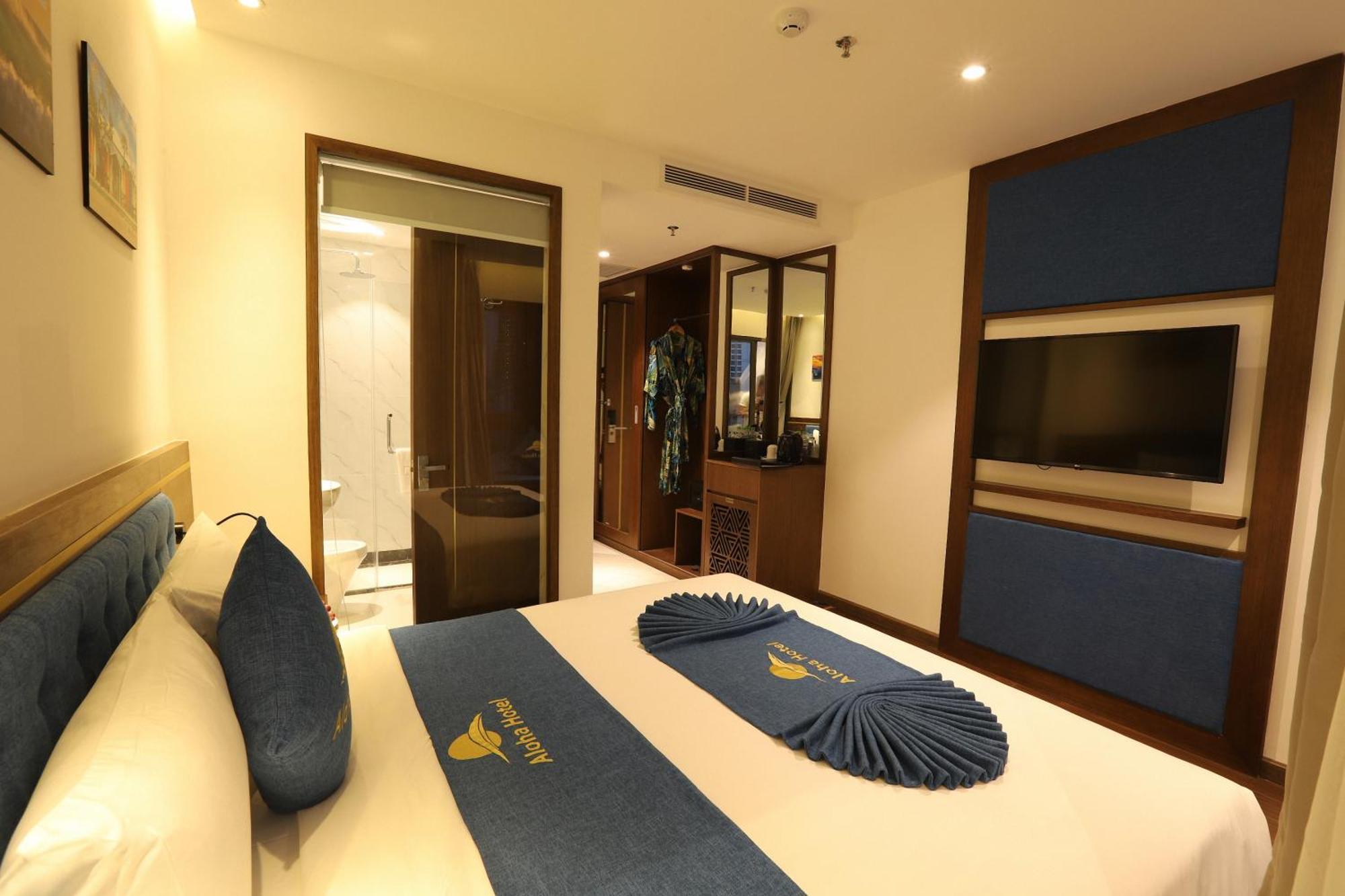 Aloha Hotel 4*
