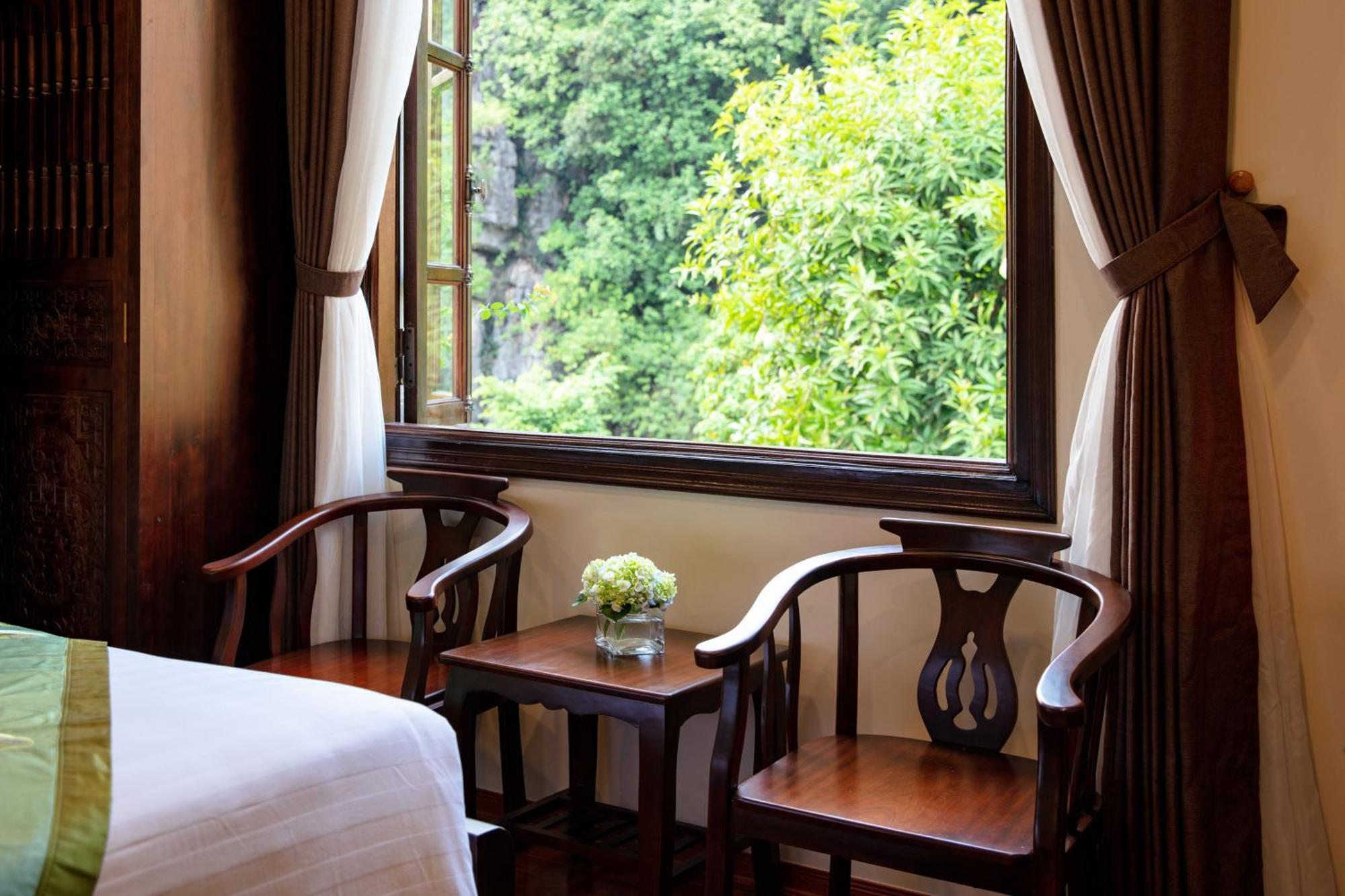 Tam Coc La Montagne & 4* Ninh Binh