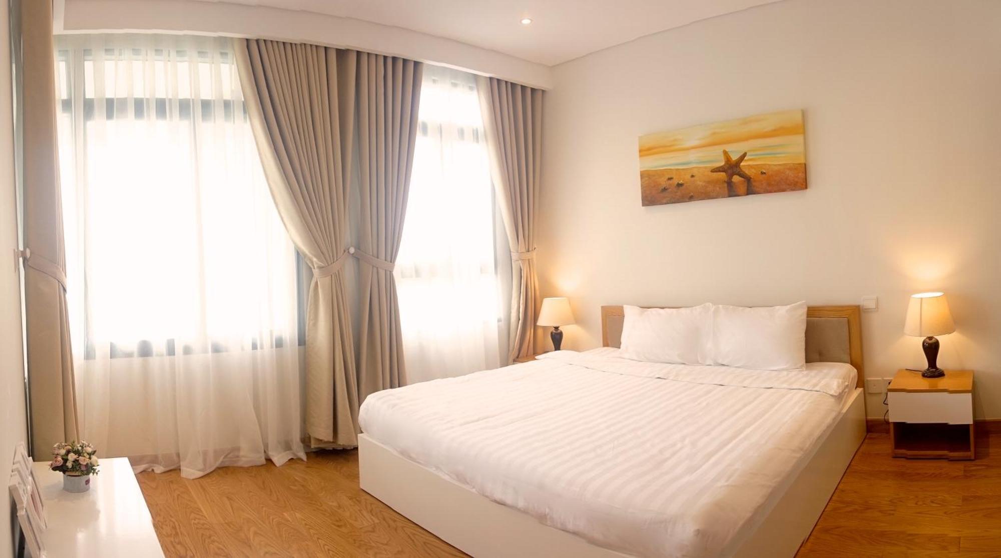 Sunshine In 5* Apartment