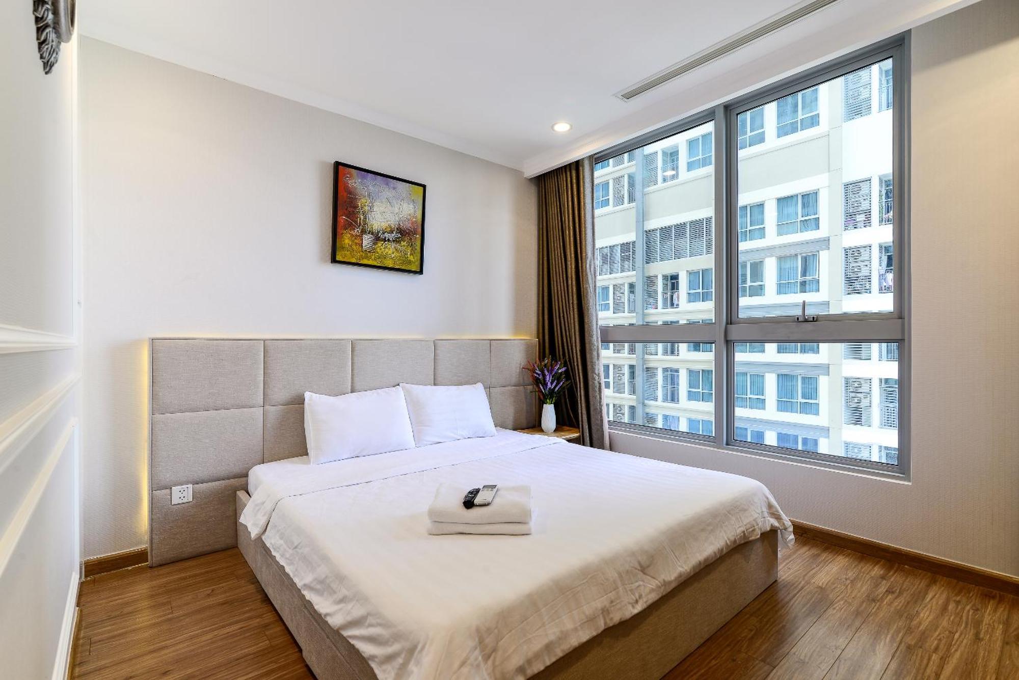 Khách sạn hẻo lánh Vinhomes 4*