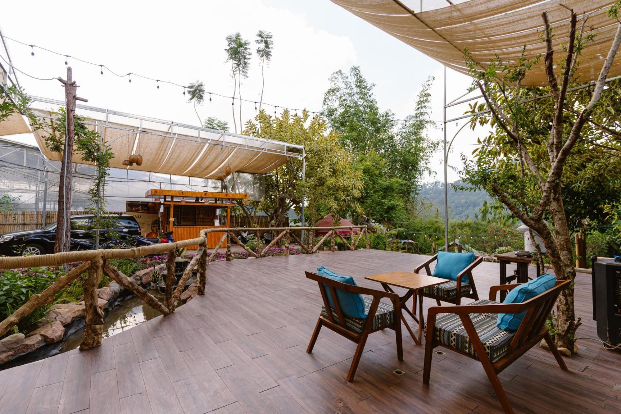 Hoàng Gia Trang, The Rustic Garden lều Đà Lạt