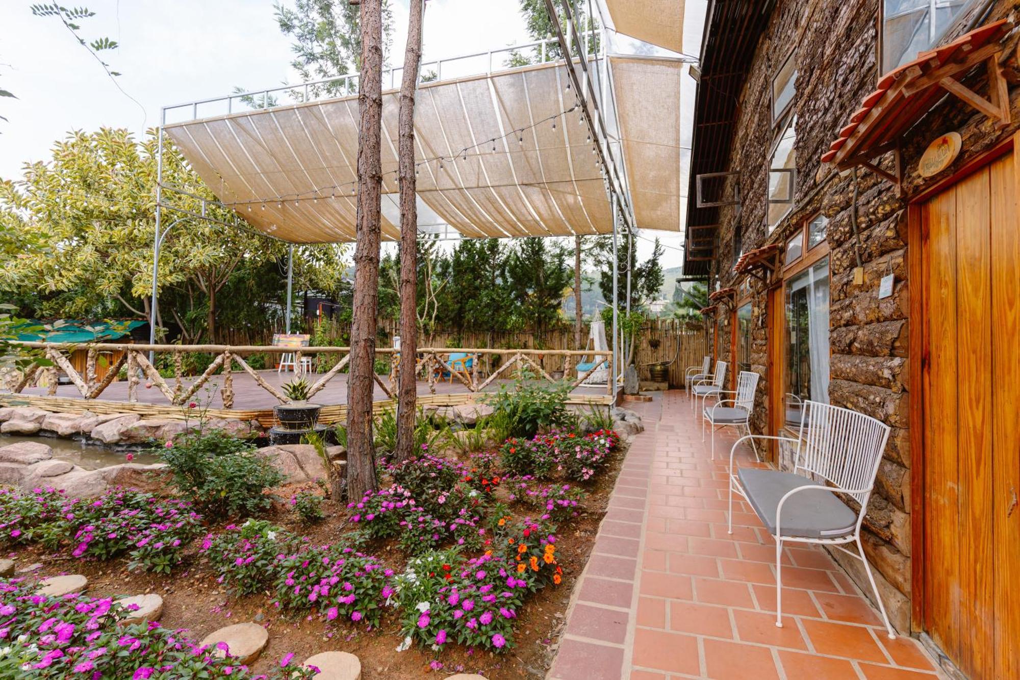 Hoàng Gia Trang, The Rustic Garden lều *