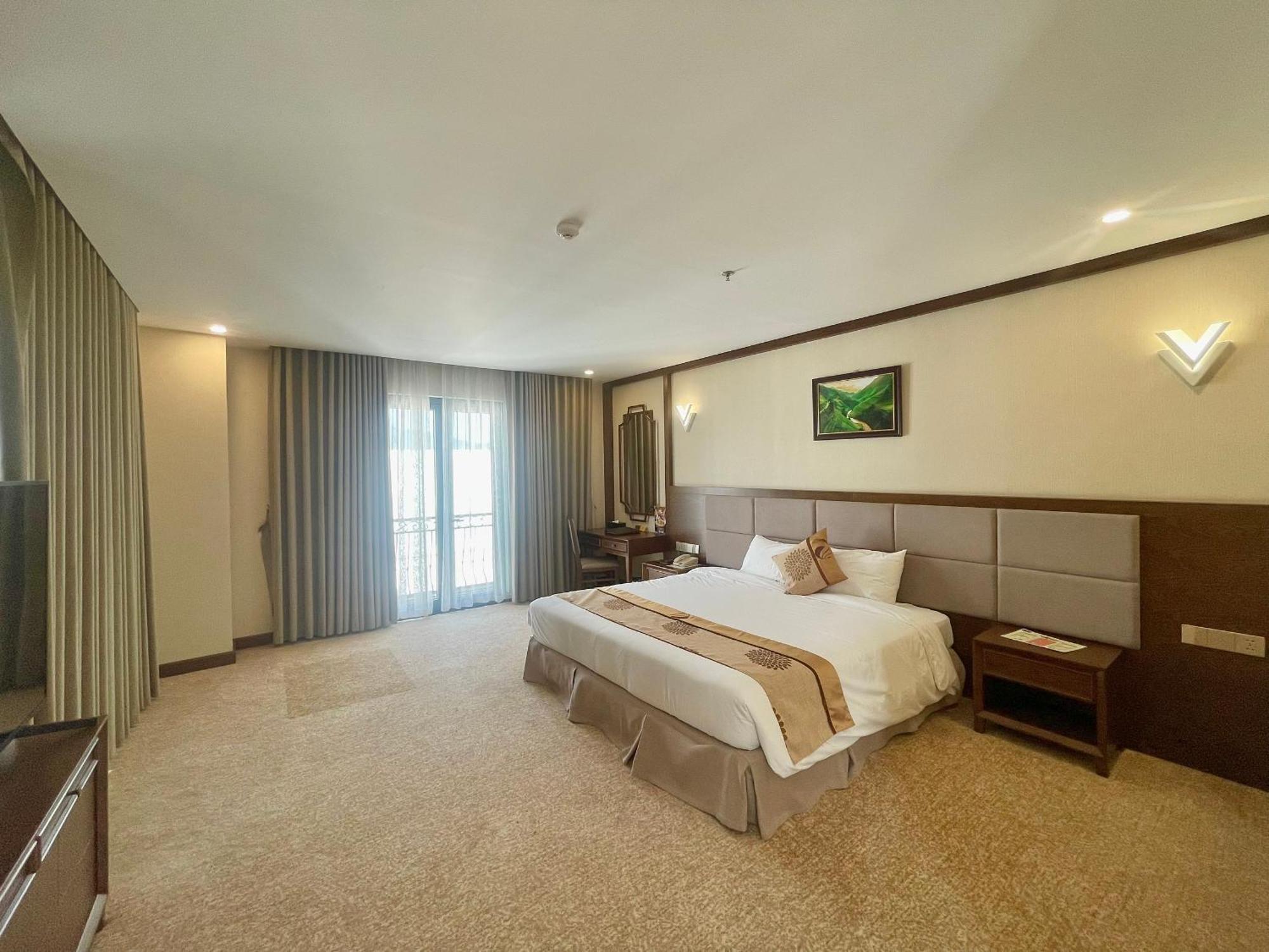 Hotel Duc Huy Grand 4*