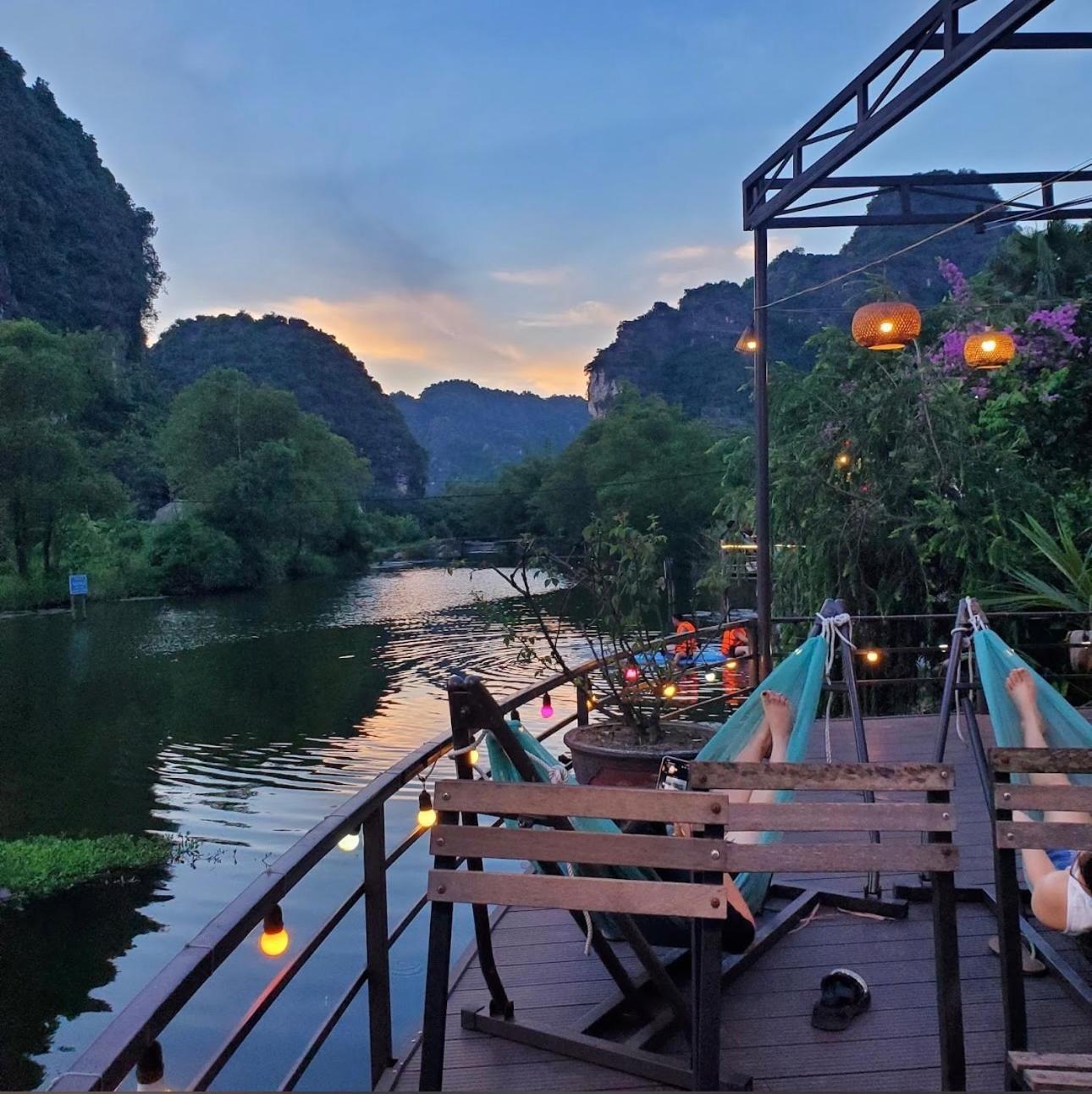 Hoanglong Riverside Hotel