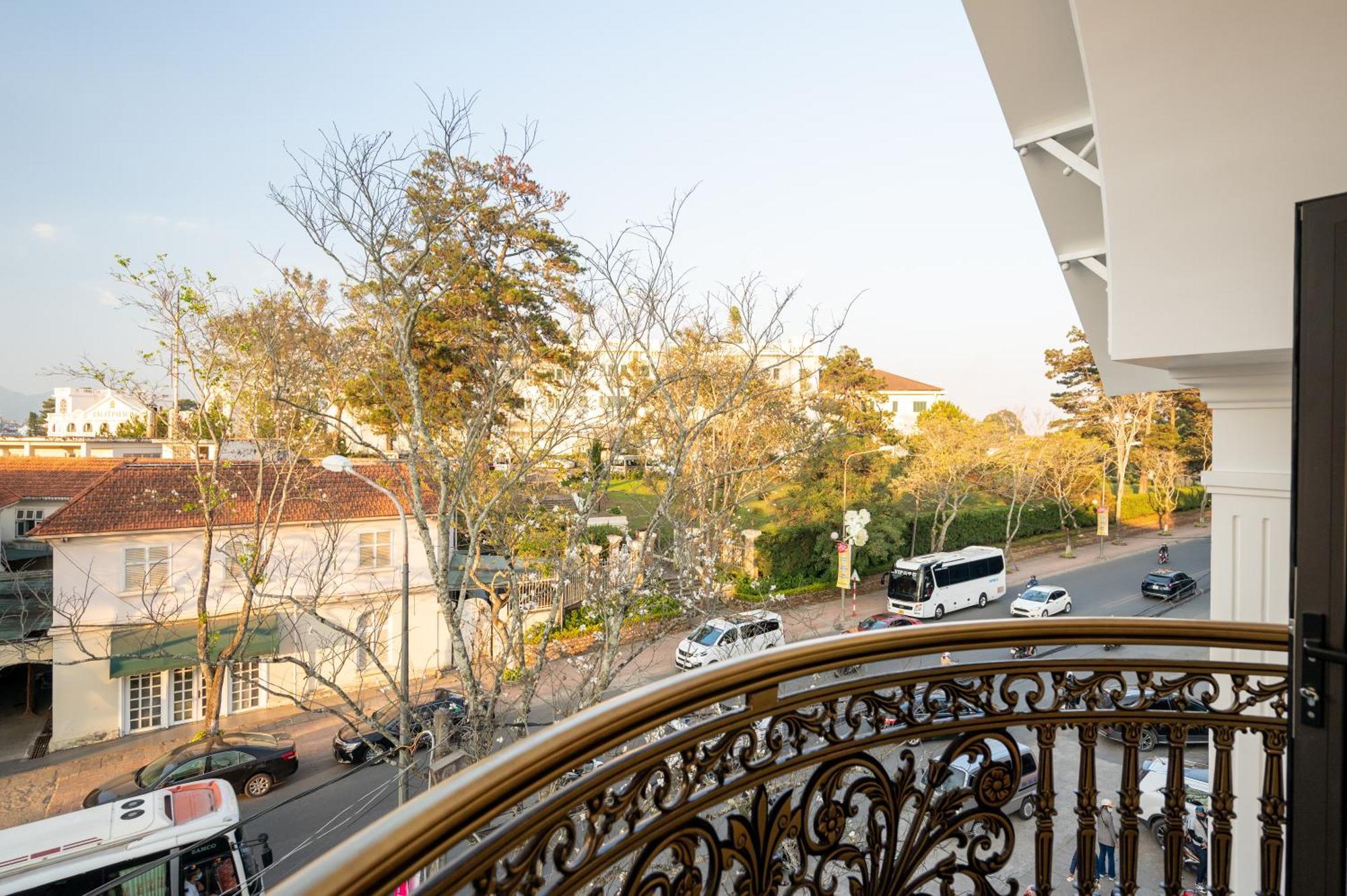 La Fleur Premium Aparthotel Da Lat
