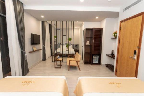 La Casa Hotel
