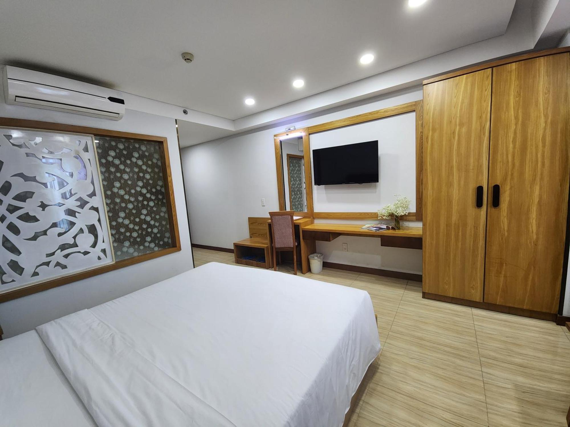 Happy Light 4* Nha Trang