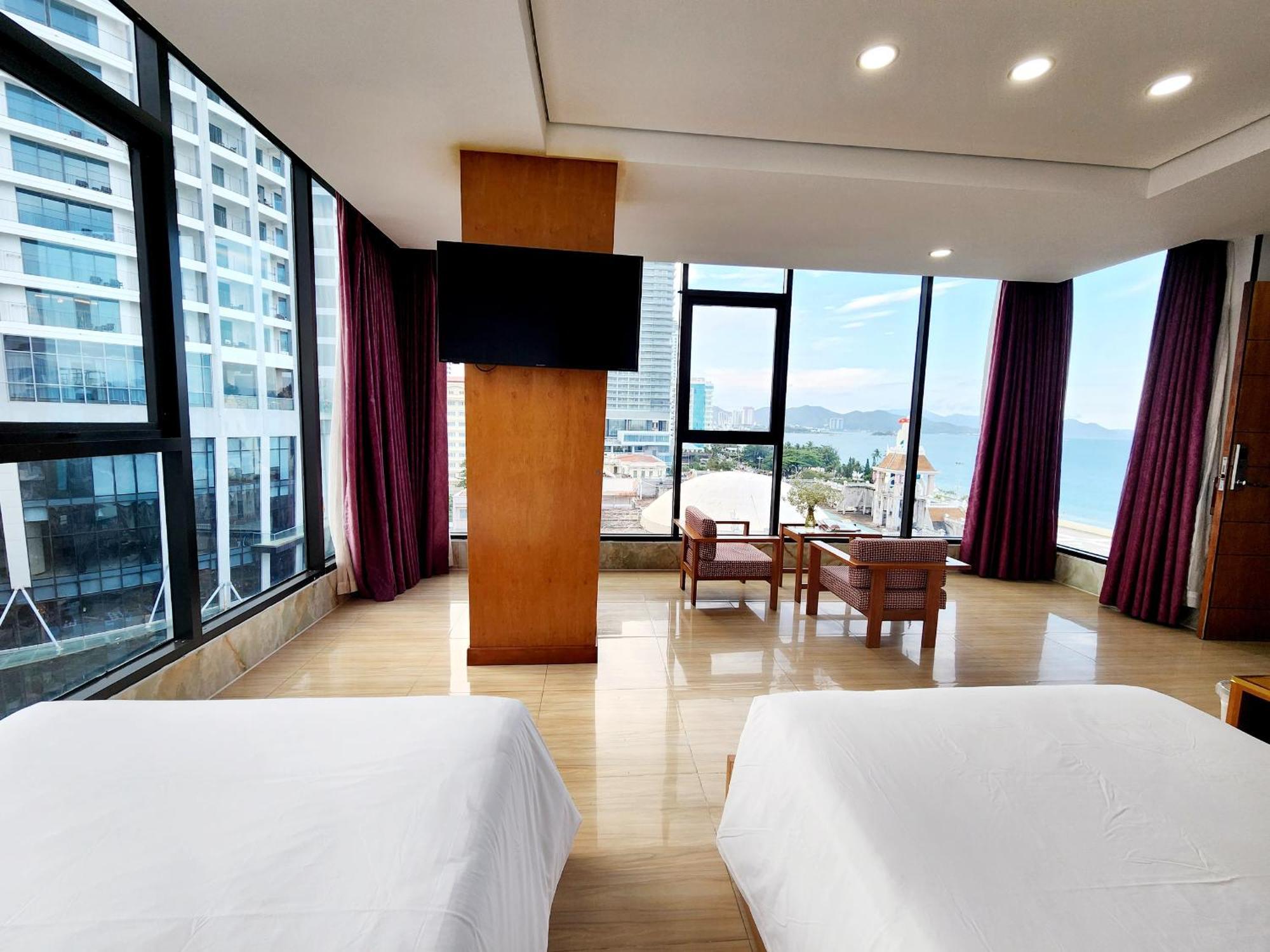 Happy Light 4* Nha Trang