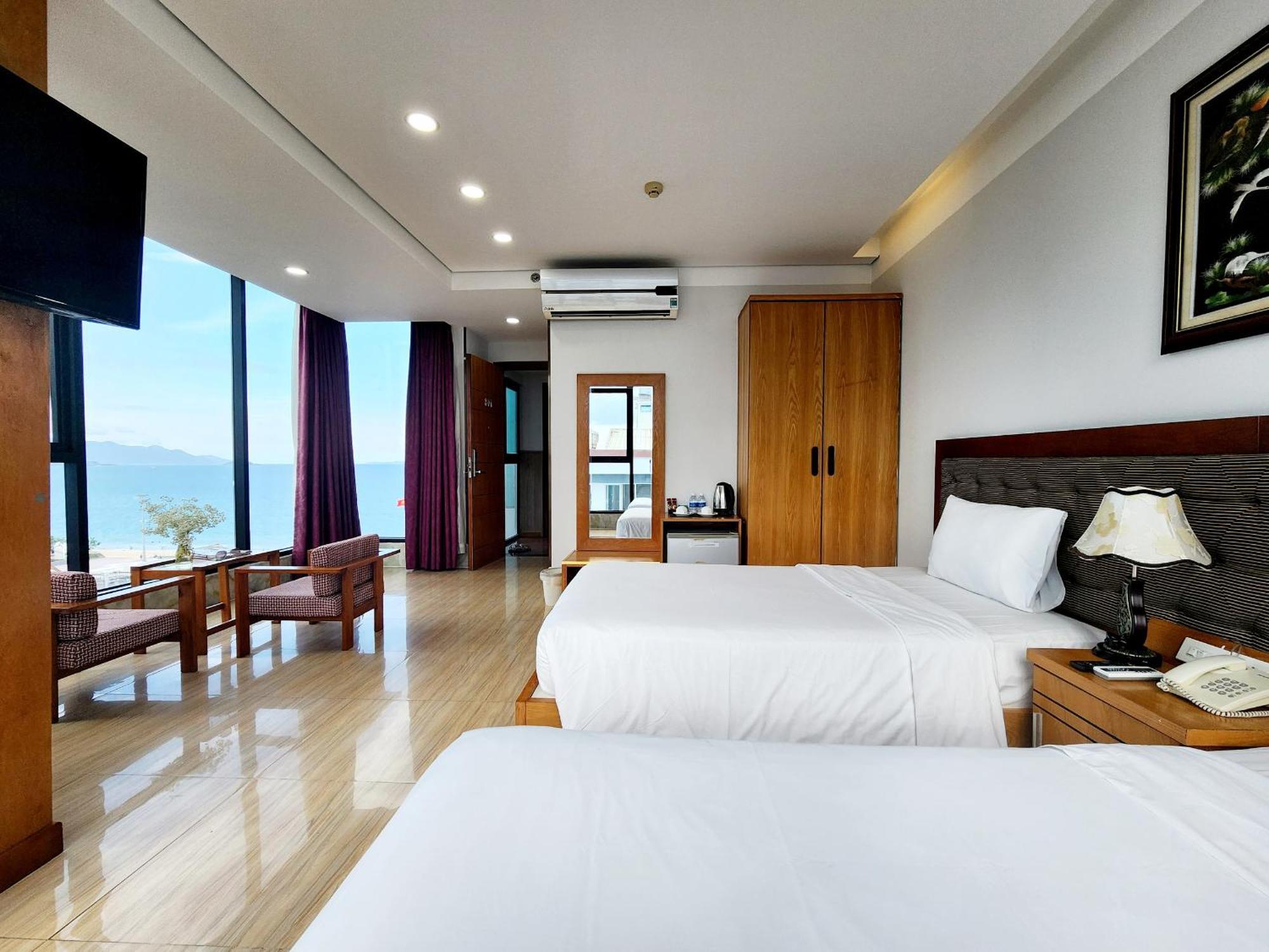 Happy Light 4* Nha Trang