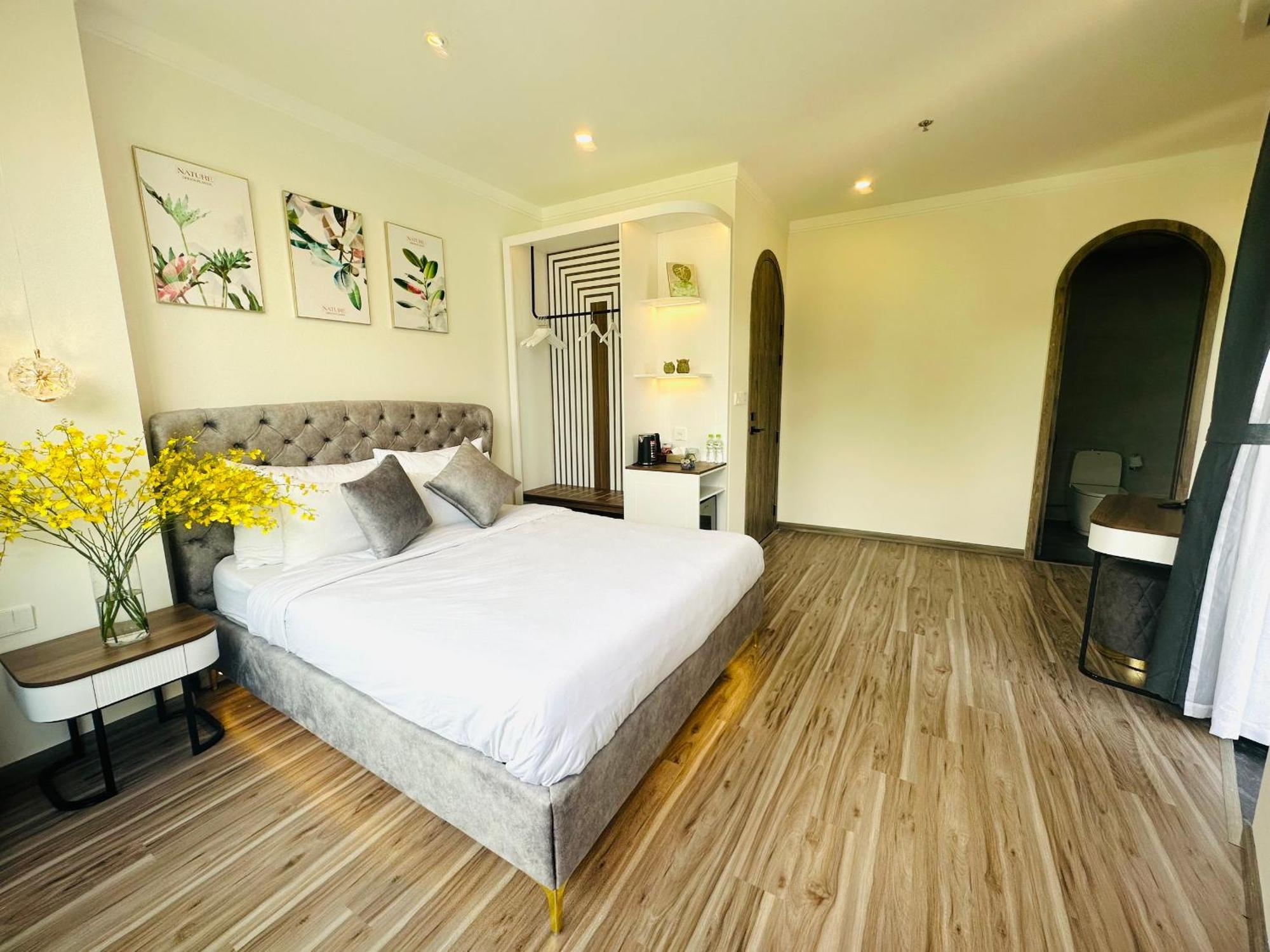 Memory - Valley View Hotel