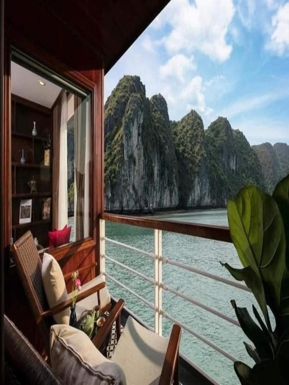 Du Thuyen 5 Sao - Lan Ha Dang Cap Sang Trong Ha Long