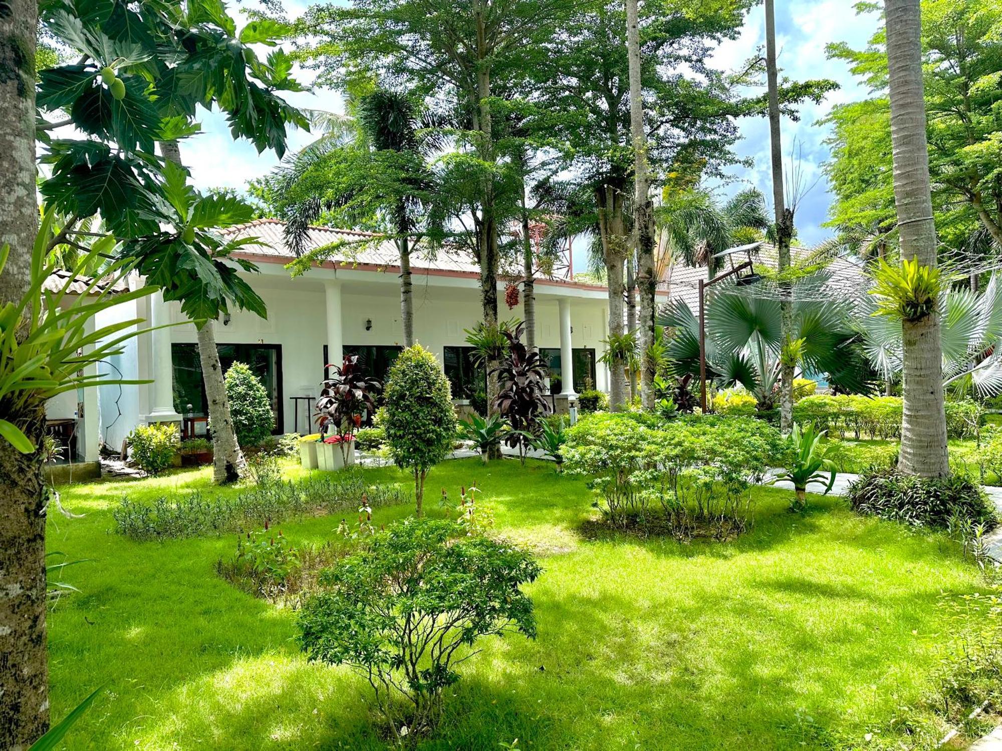 Orange Resort 3*