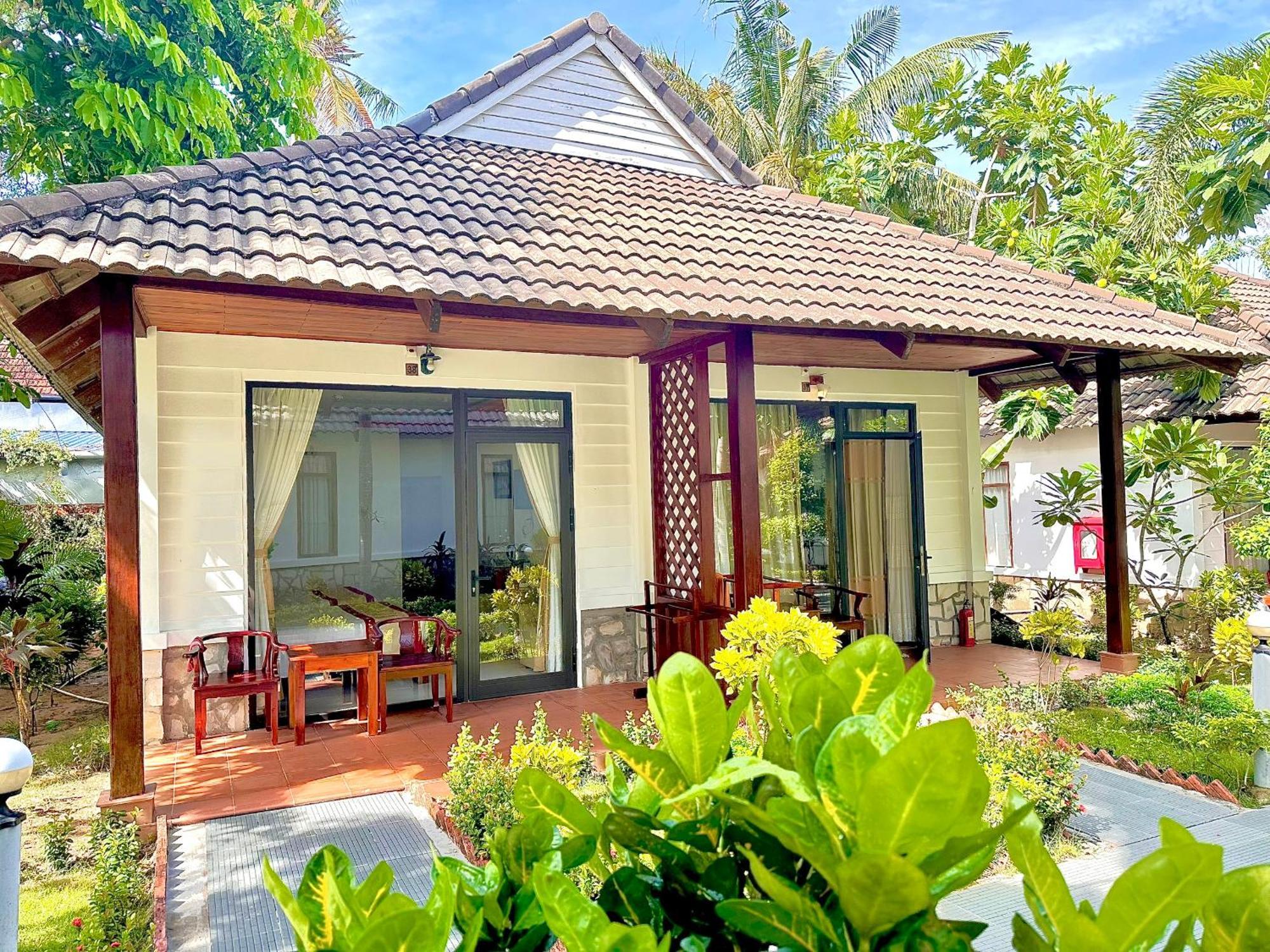 Resort Orange