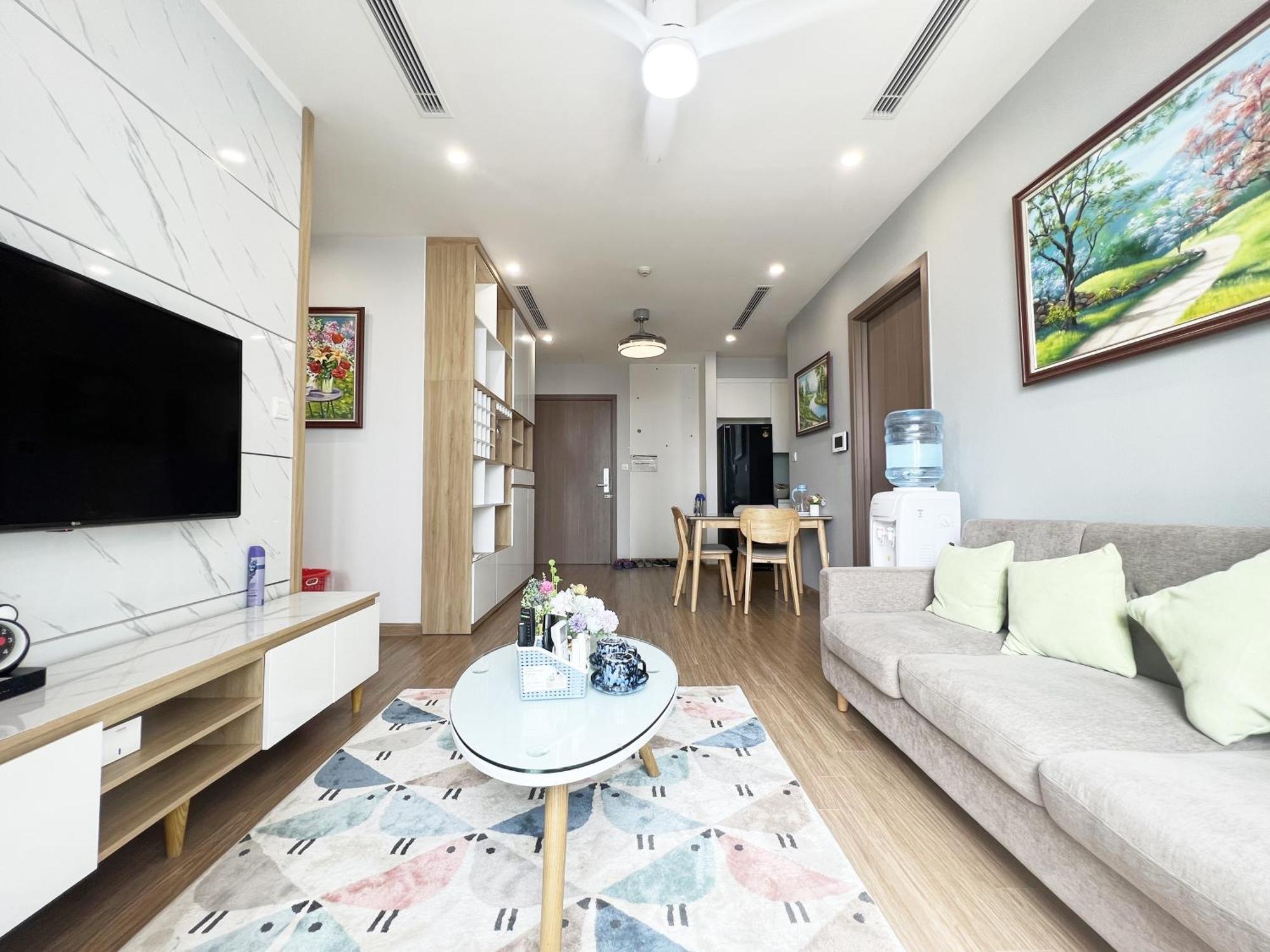 Apartment Luxury Vinhomes Skylake *