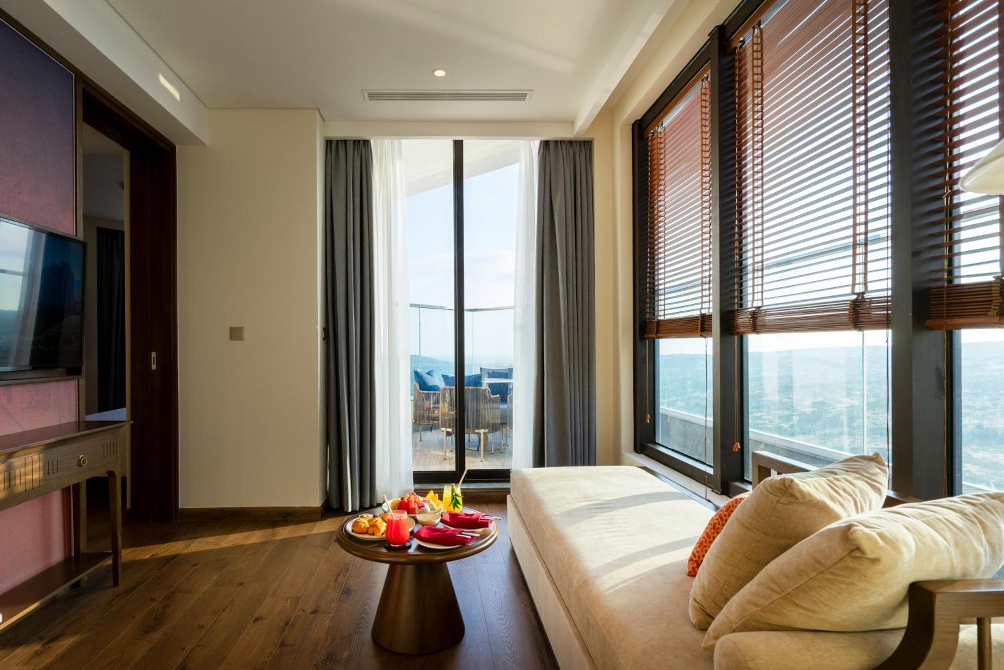 Hotel Mandala Cham Bay Mui Ne
