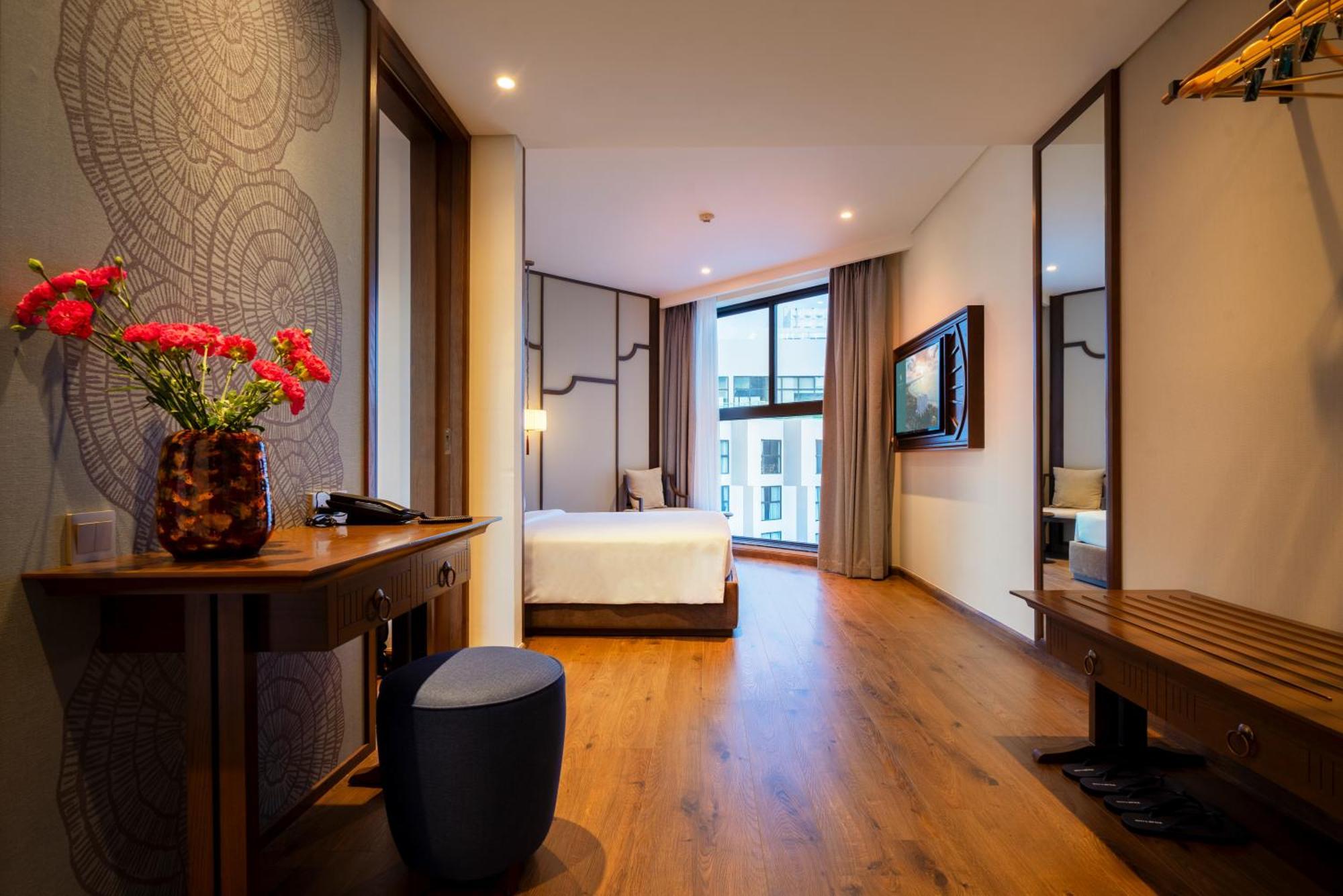 Hotel Mandala Cham Bay Mui Ne 5*