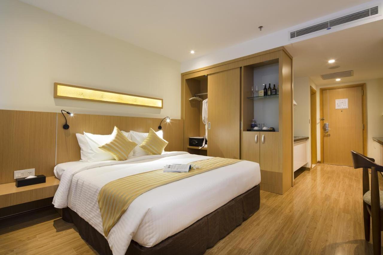 Apartment Holi Starcity *
