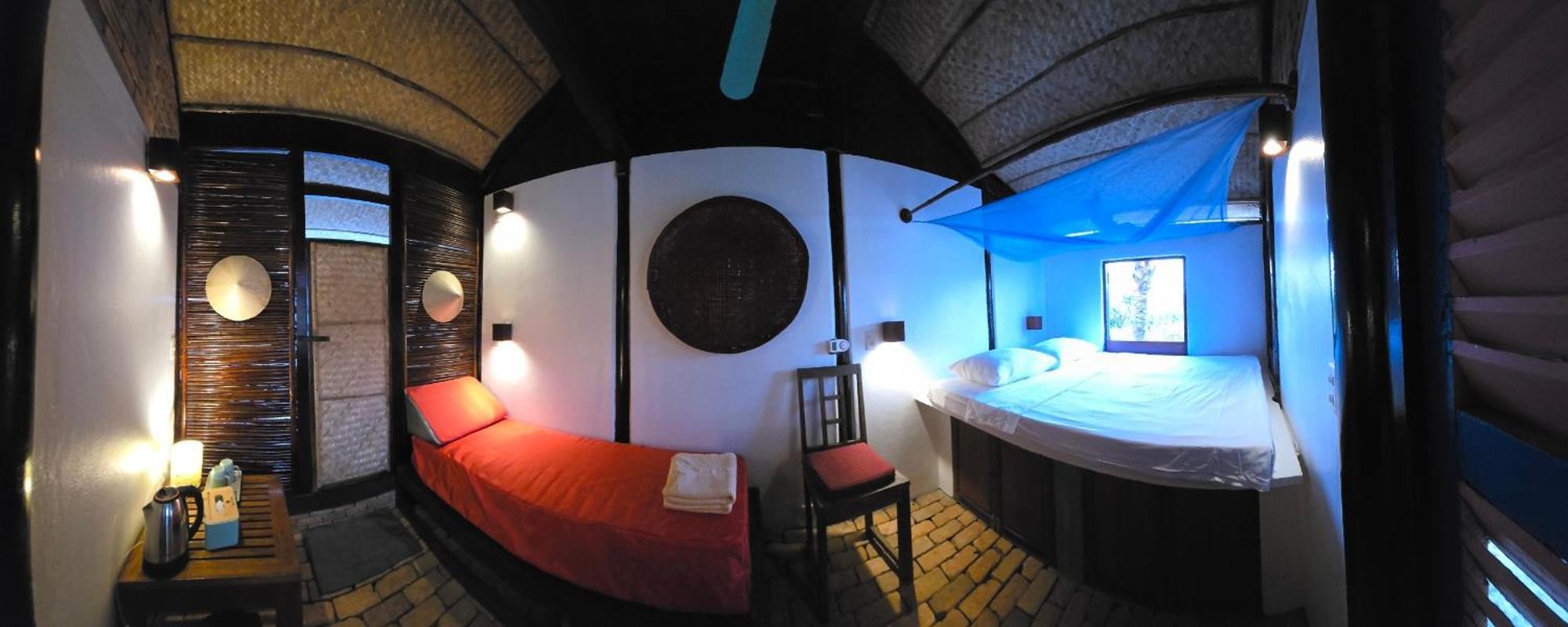 Hotel Bar 2*