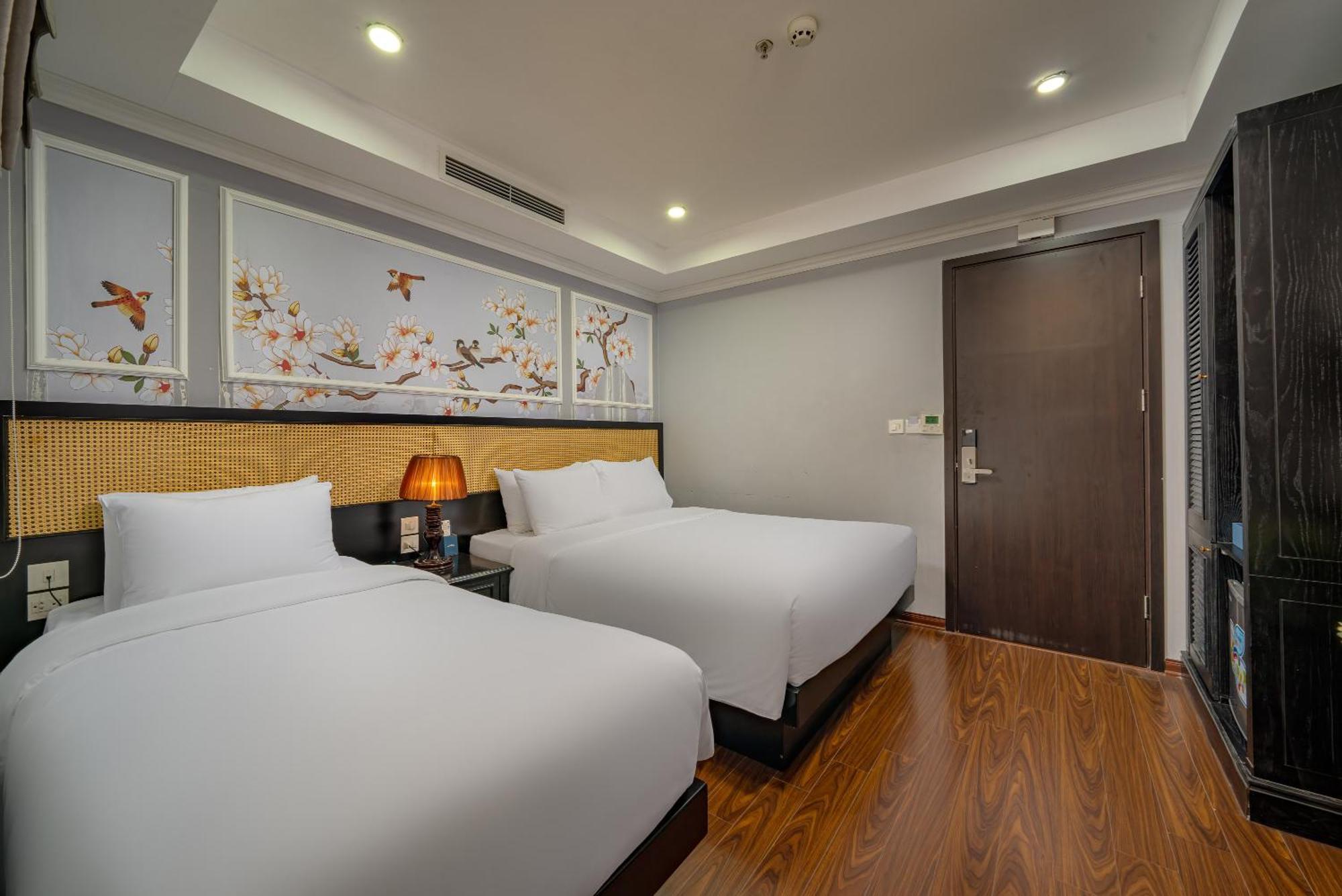 Amara And 4* Hà Nội