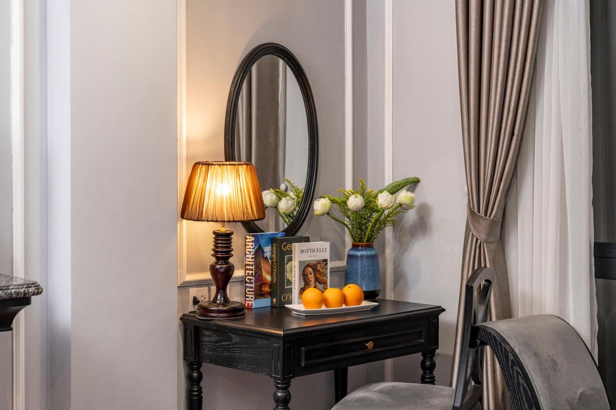 Amara And Hotel Hanoi