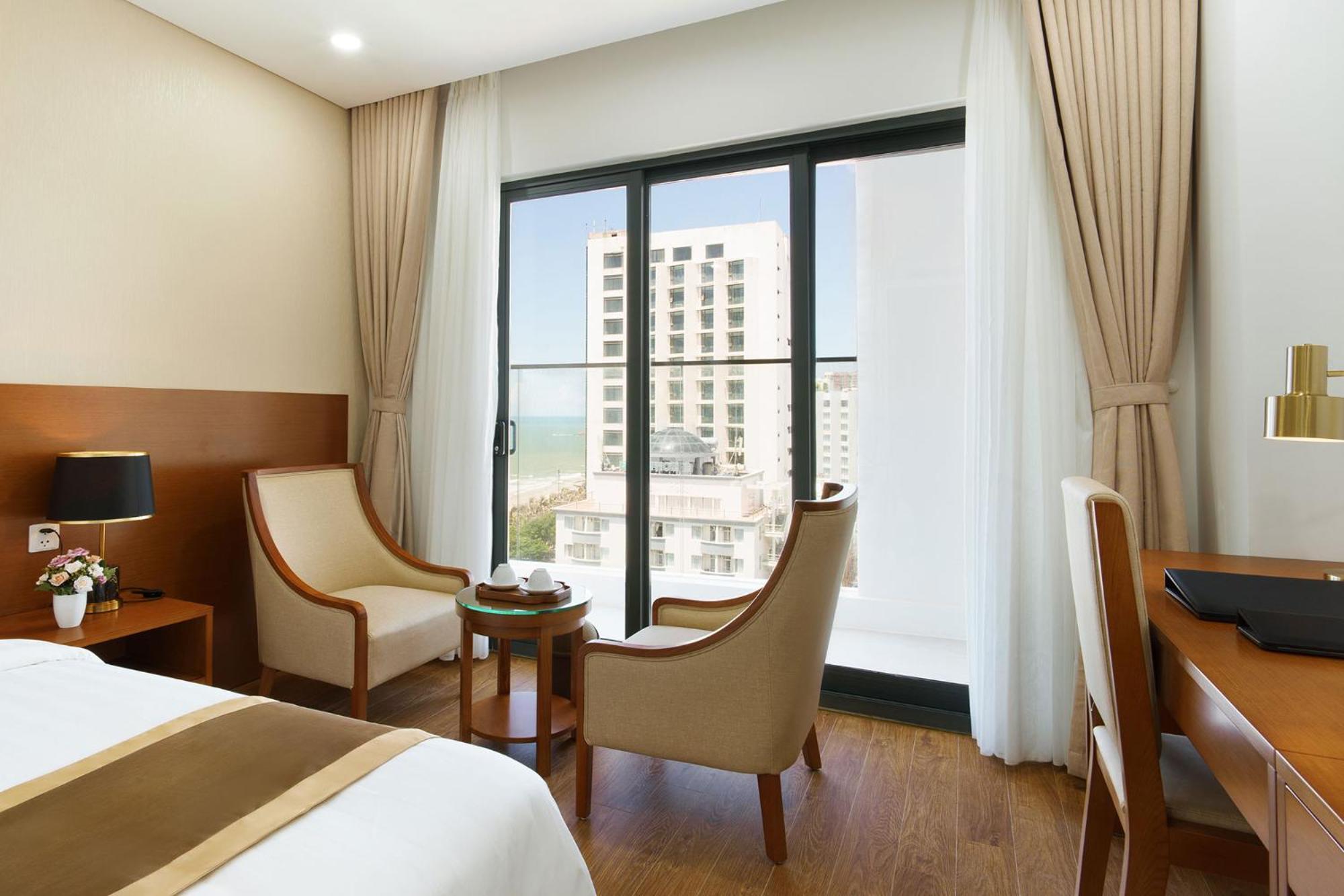 Victory - New Wing Hotel