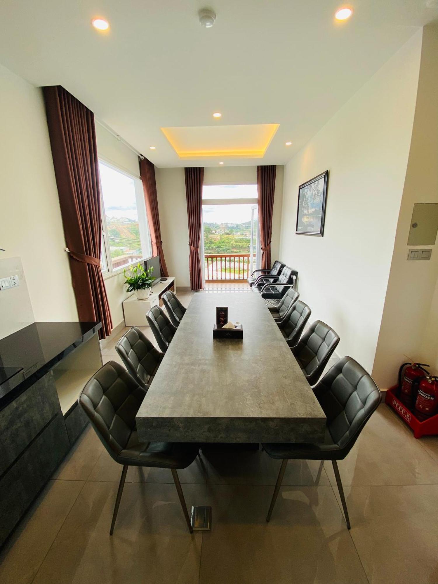 Minh Chien Hotel 3*