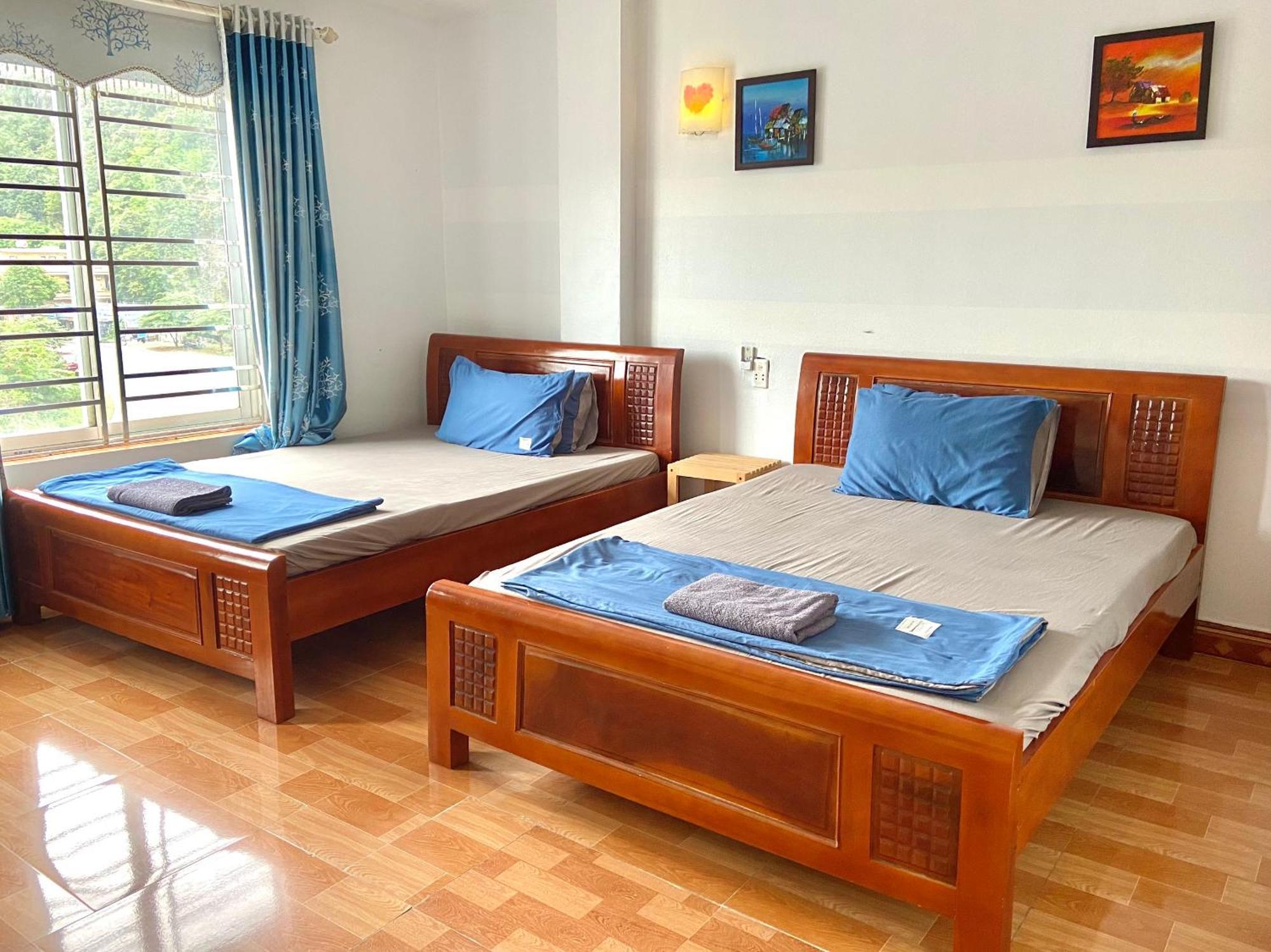 Homestay Huong Quynh Homestay