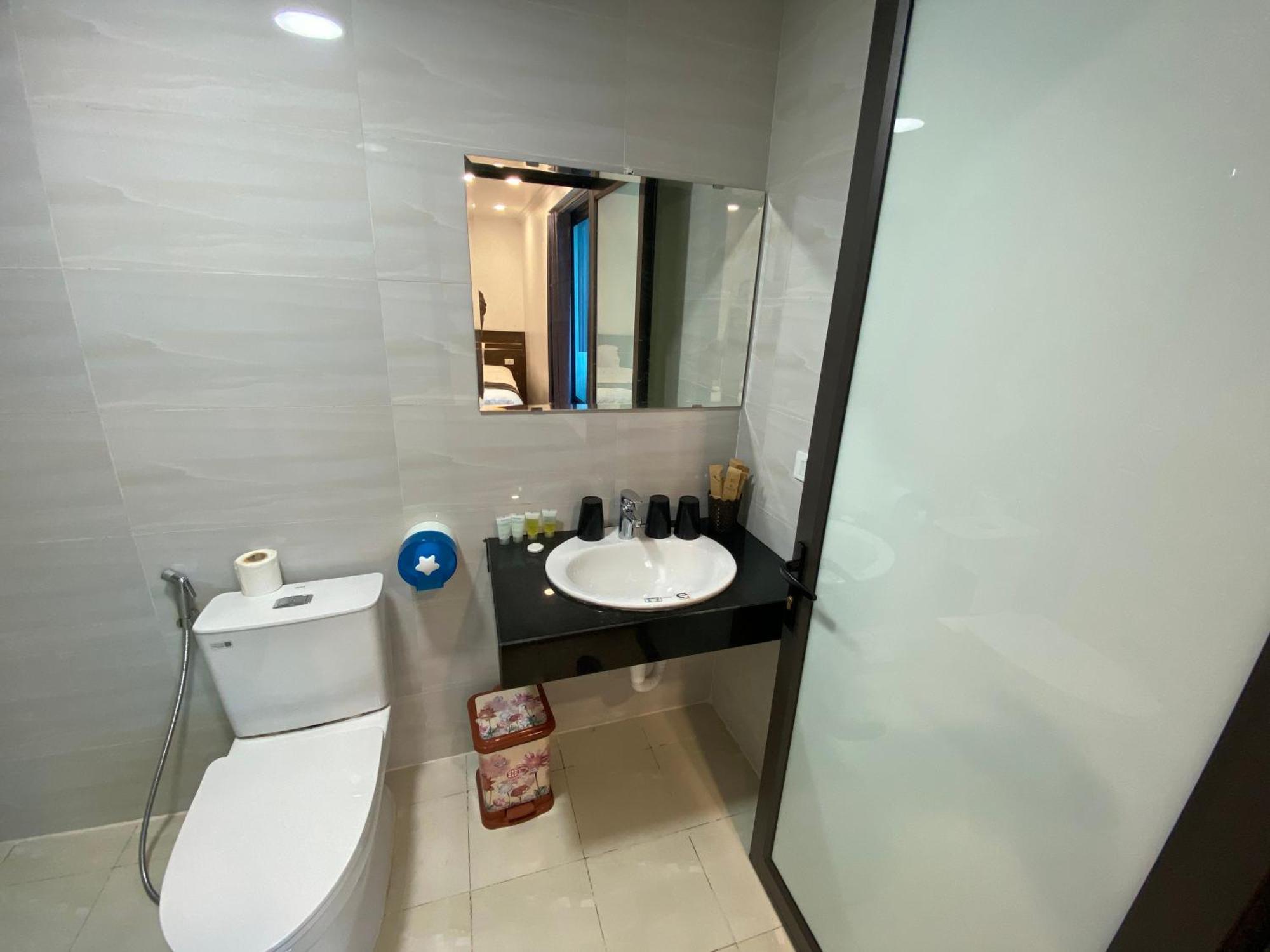Apricot Garden Hotel 3*