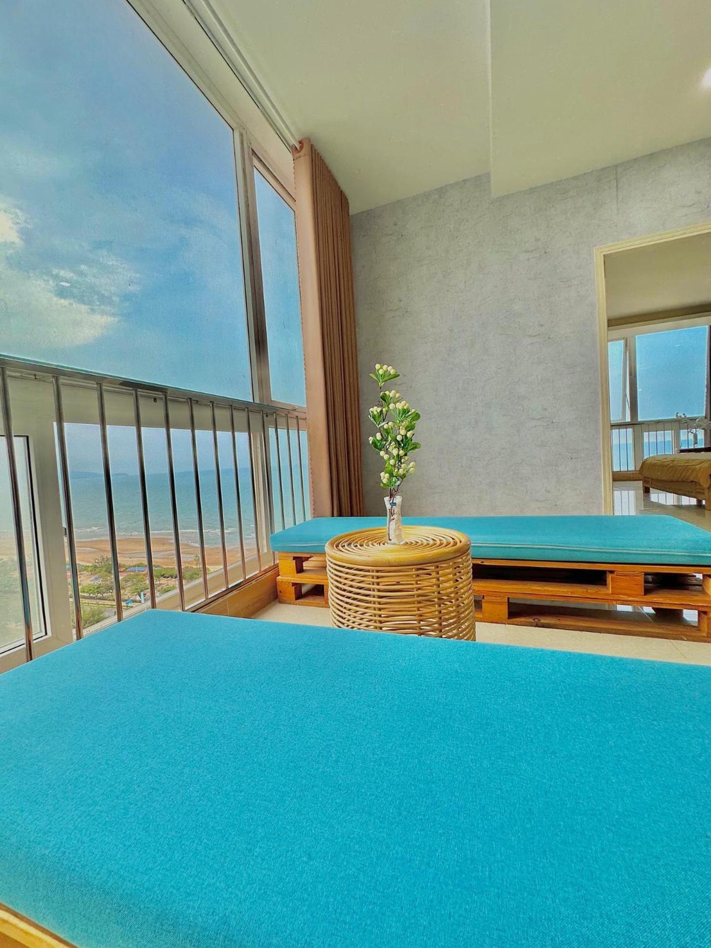 3 Phong View Bien-can Ho Oasky Vung Tau