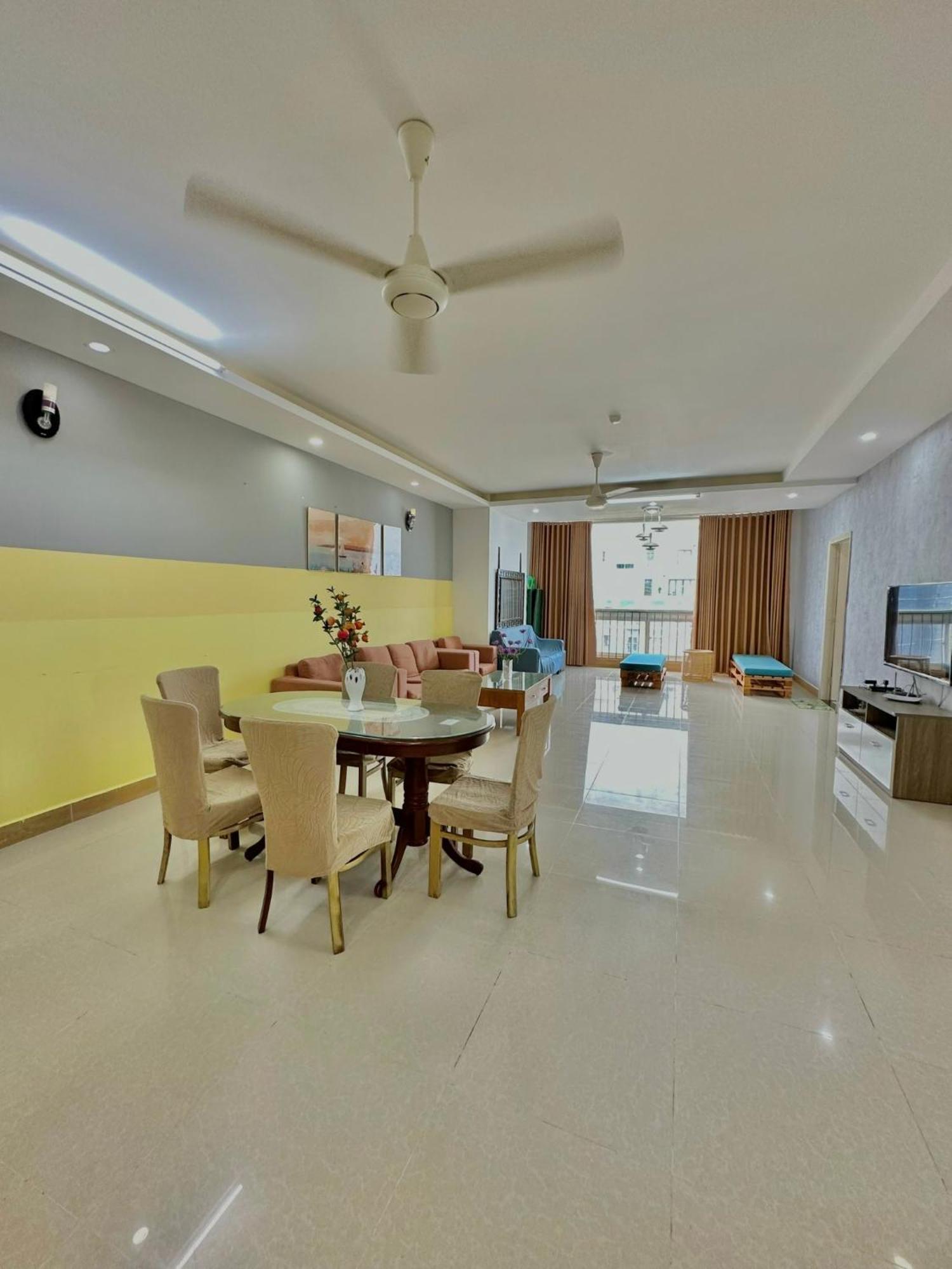 3 Phong View Bien-can Ho Oasky Apartment