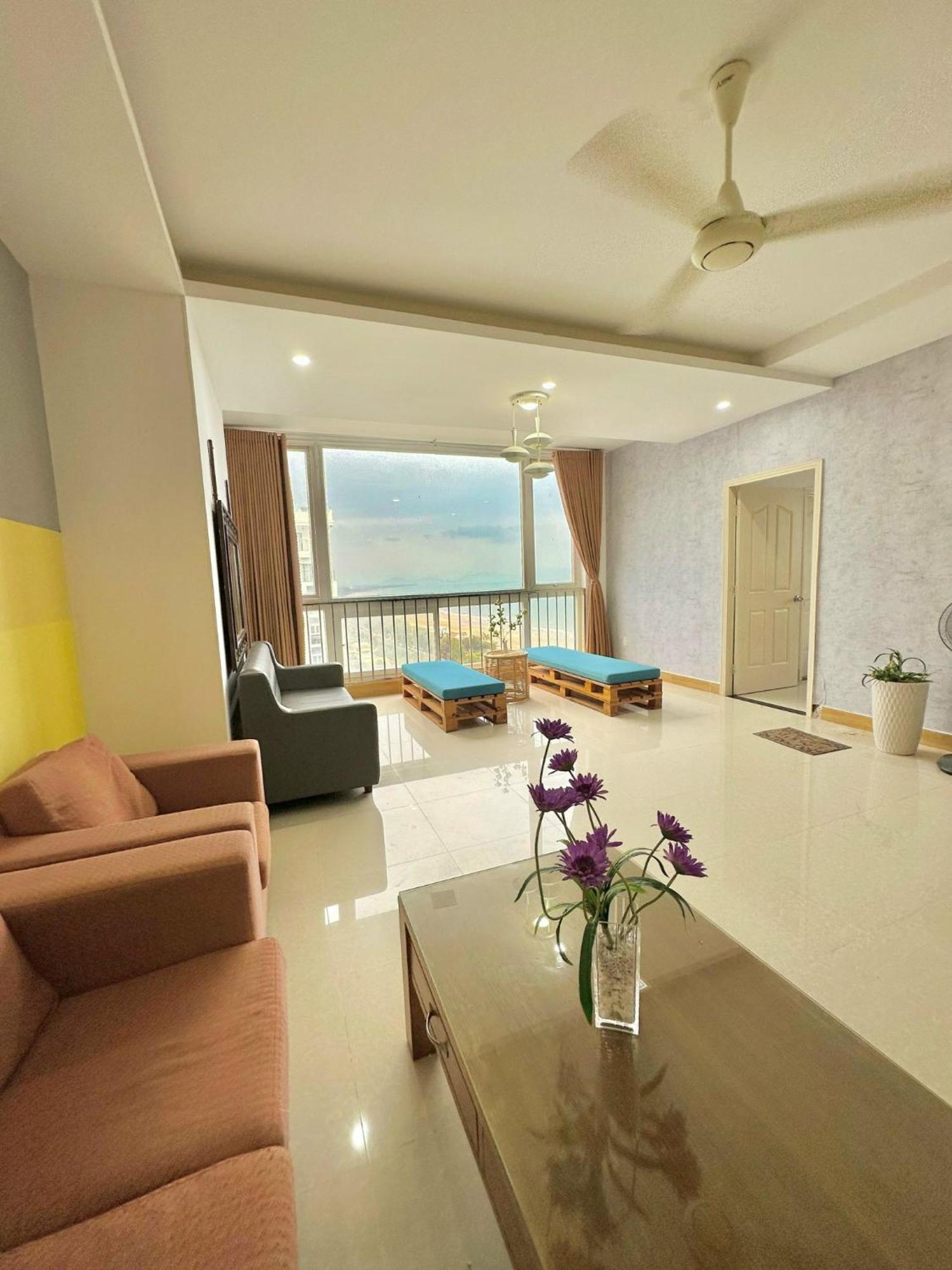 3 Phong View Bien-can Ho Oasky Apartment *