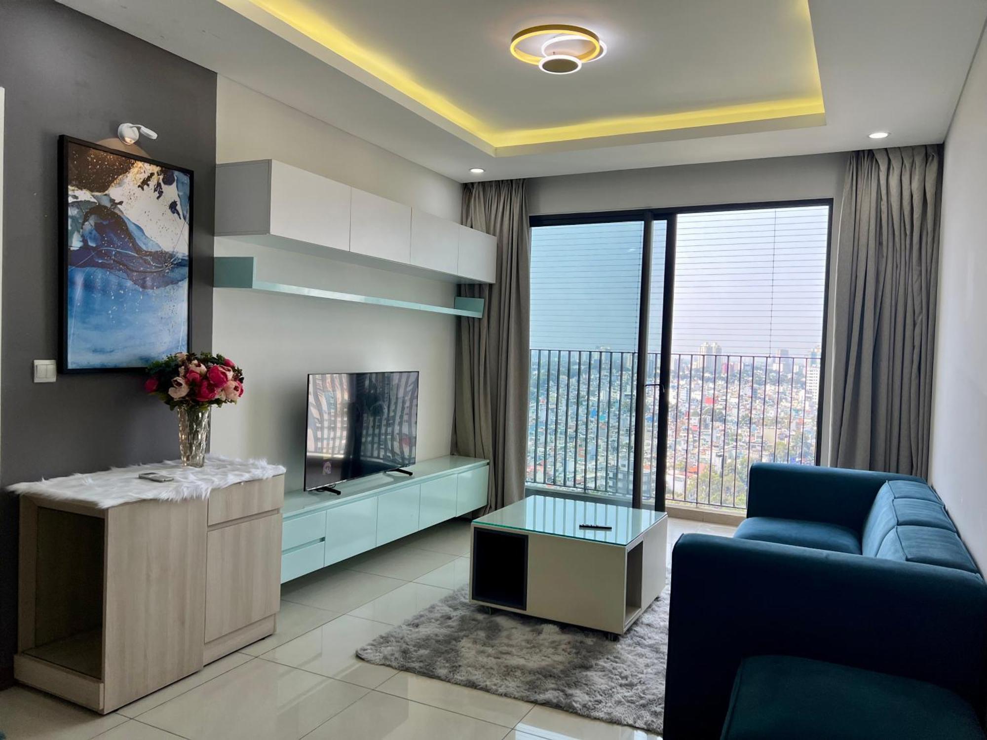 Uphoenix Home- Hado Centrosa Garden * Ho Chi Minh City