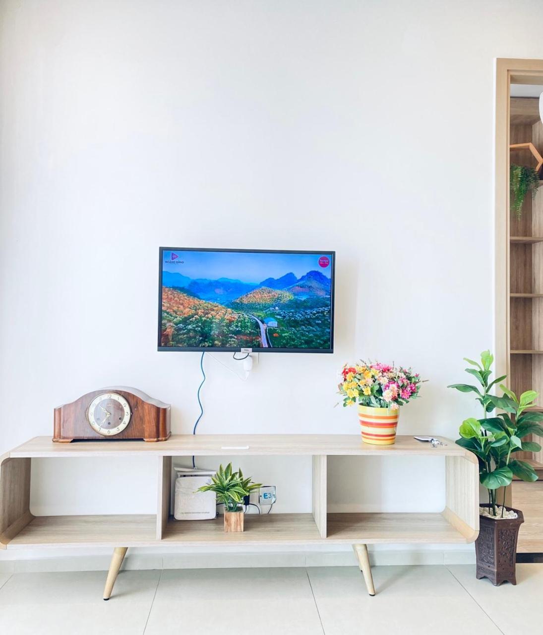 My Duyen - Ho 5 Sao The Song Apartment
